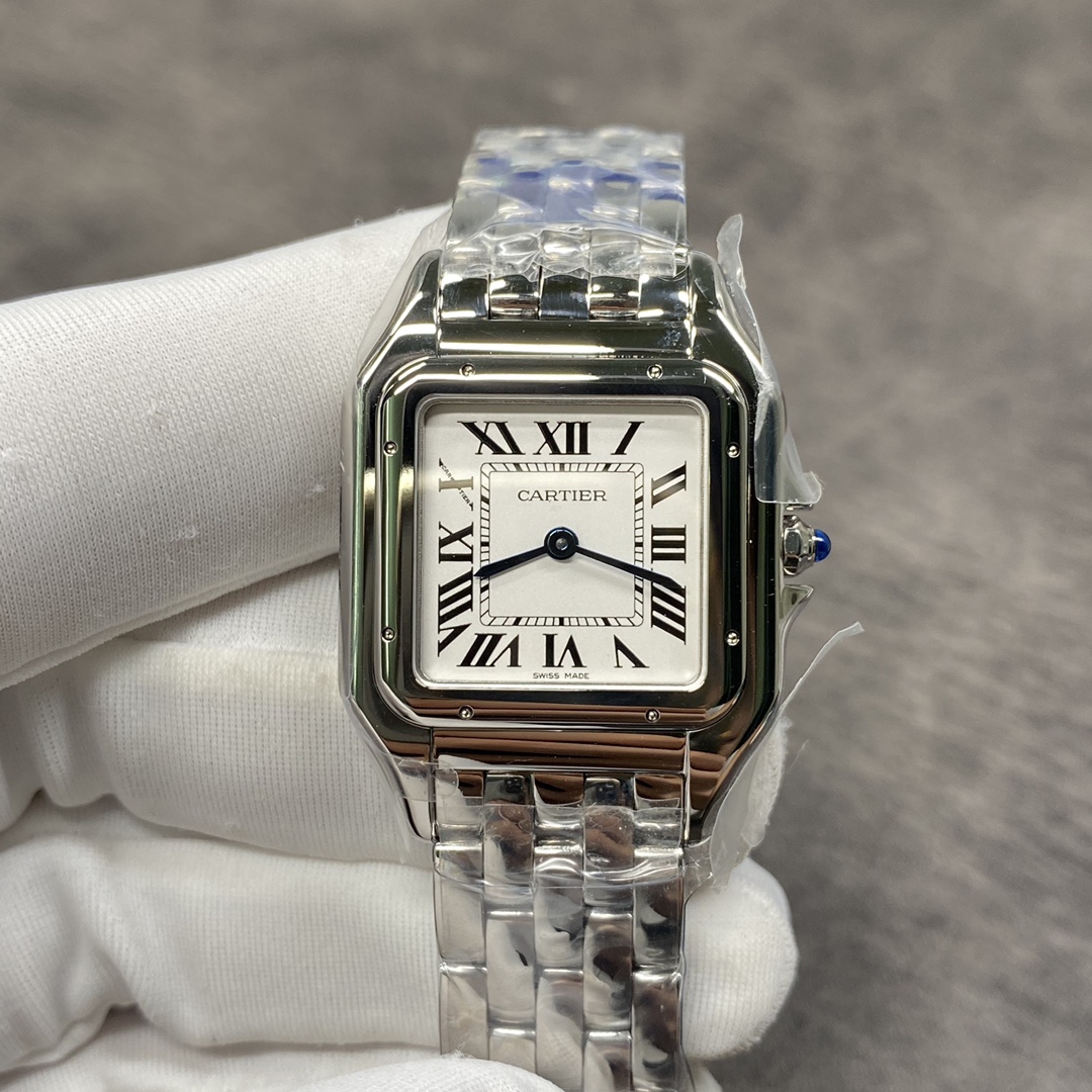 Cartier Panthère Collection Watch, featuring an exceptional steel bracelet. Crafted with meticulous care by AF watchmakers, the five-row 316L stainless steel bracelet offers remarkable flexibility. Paired with a Swiss-made quartz movement, it delivers rel