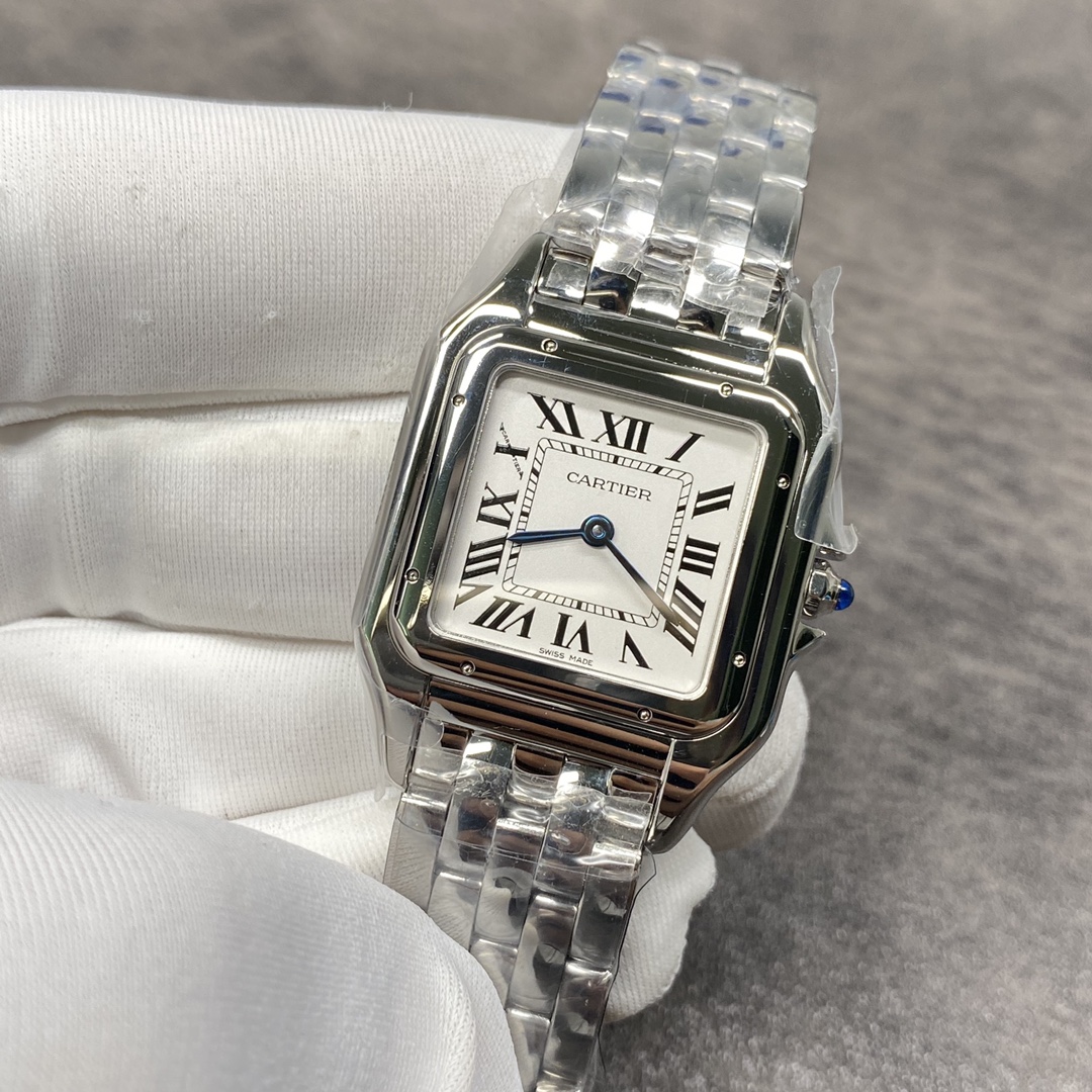Cartier Panthère Collection Watch, featuring an exceptional steel bracelet. Crafted with meticulous care by AF watchmakers, the five-row 316L stainless steel bracelet offers remarkable flexibility. Paired with a Swiss-made quartz movement, it delivers rel