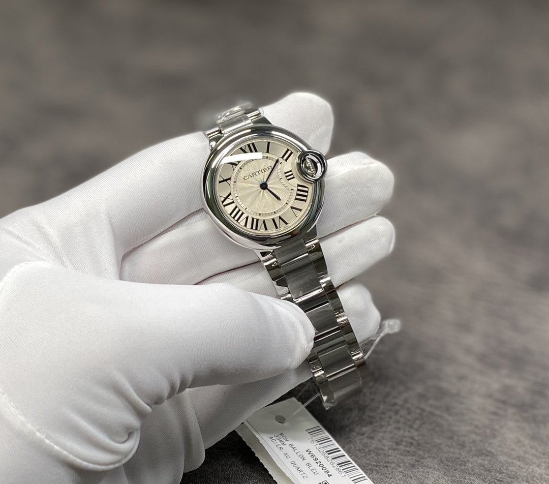 Cartier Ballon Bleu 33mm Ladies' Watch, 33mm case diameter 