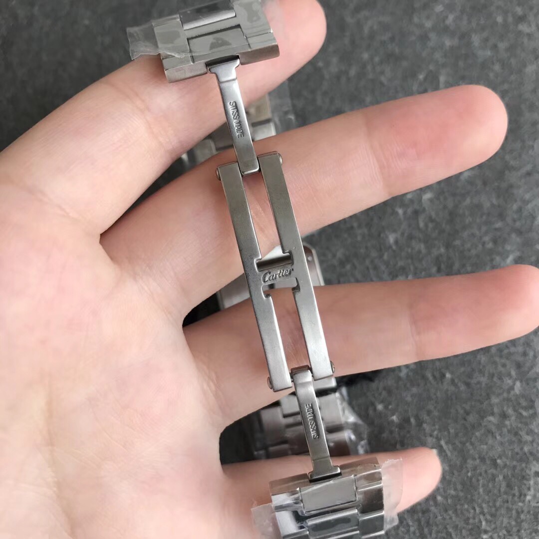 Cartier Women's Tank Solo Watch! Blue-steel hands with heat-treated finish. Case sides feature authentic flat-head screws identical to genuine models. Case back exhibits distinct chamfered edges. Paired with original alligator leather strap. Compact dimen