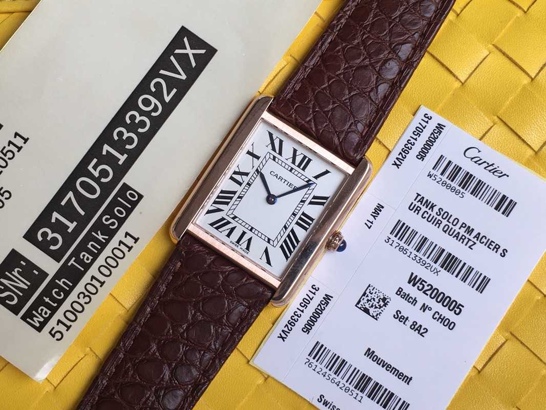 Cartier Solo Tank Ladies' Watch Player Customised Timepiece Authentic Fully Disassembled Moulding Compatible with Genuine Accessories Quenched and Fired Blue Steel Hands Genuine Screws on Case Sides Micro-Curved Profile Matching Authentic Paired with Orig