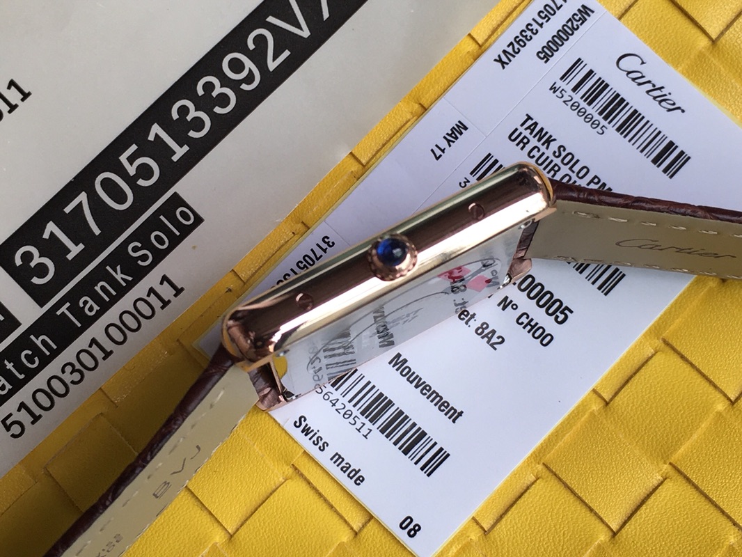 Cartier Solo Tank Ladies' Watch Player Customised Timepiece Authentic Fully Disassembled Moulding Compatible with Genuine Accessories Quenched and Fired Blue Steel Hands Genuine Screws on Case Sides Micro-Curved Profile Matching Authentic Paired with Orig