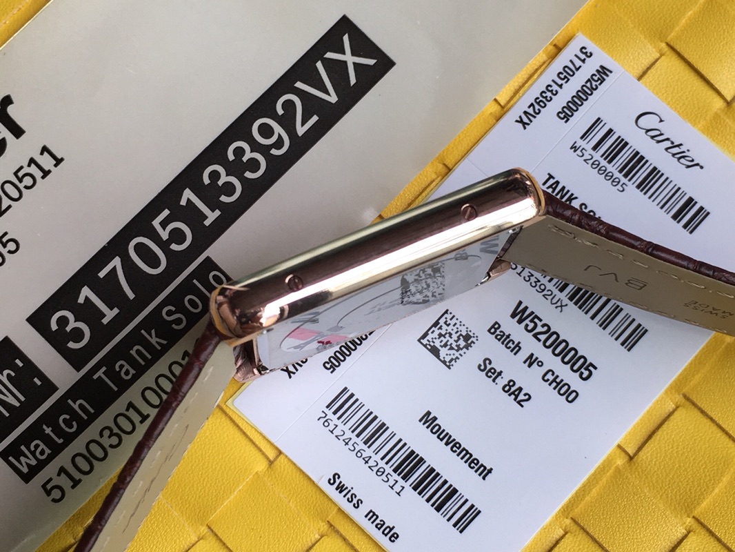 Cartier Solo Tank Ladies' Watch Player Customised Timepiece Authentic Fully Disassembled Moulding Compatible with Genuine Accessories Quenched and Fired Blue Steel Hands Genuine Screws on Case Sides Micro-Curved Profile Matching Authentic Paired with Orig