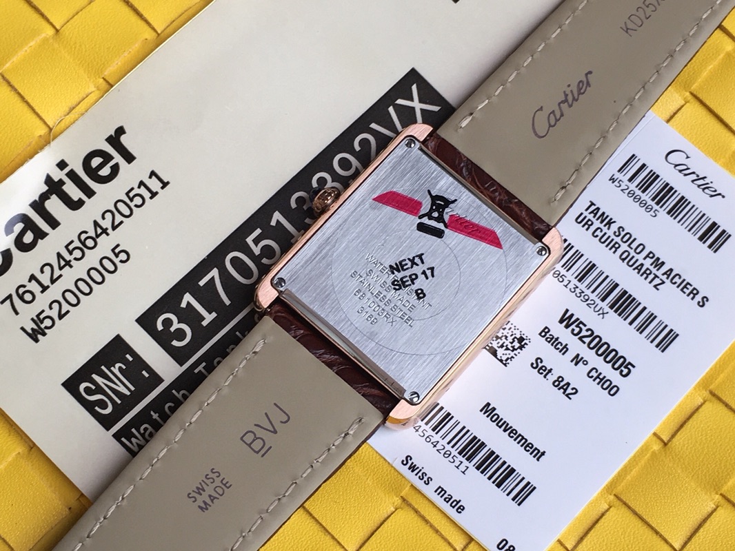 Cartier Solo Tank Ladies' Watch Player Customised Timepiece Authentic Fully Disassembled Moulding Compatible with Genuine Accessories Quenched and Fired Blue Steel Hands Genuine Screws on Case Sides Micro-Curved Profile Matching Authentic Paired with Orig