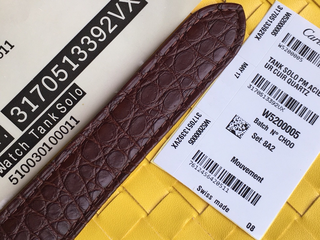 Cartier Solo Tank Ladies' Watch Player Customised Timepiece Authentic Fully Disassembled Moulding Compatible with Genuine Accessories Quenched and Fired Blue Steel Hands Genuine Screws on Case Sides Micro-Curved Profile Matching Authentic Paired with Orig