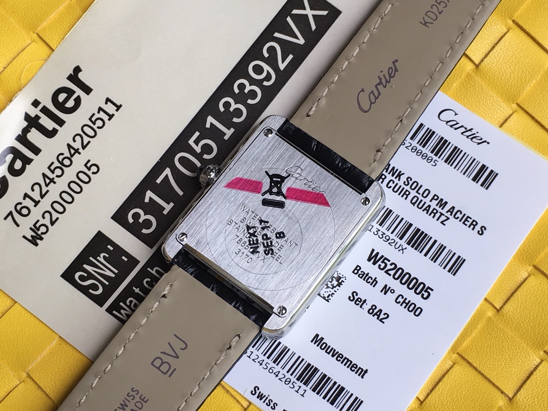 Cartier Solo Tank Player Customised Ladies' Watch Authentic fully disassembled moulding Compatible with genuine components Quenched blue steel hands Genuine screws on case sides Micro-curved profile matching originals Paired with authentic American alliga