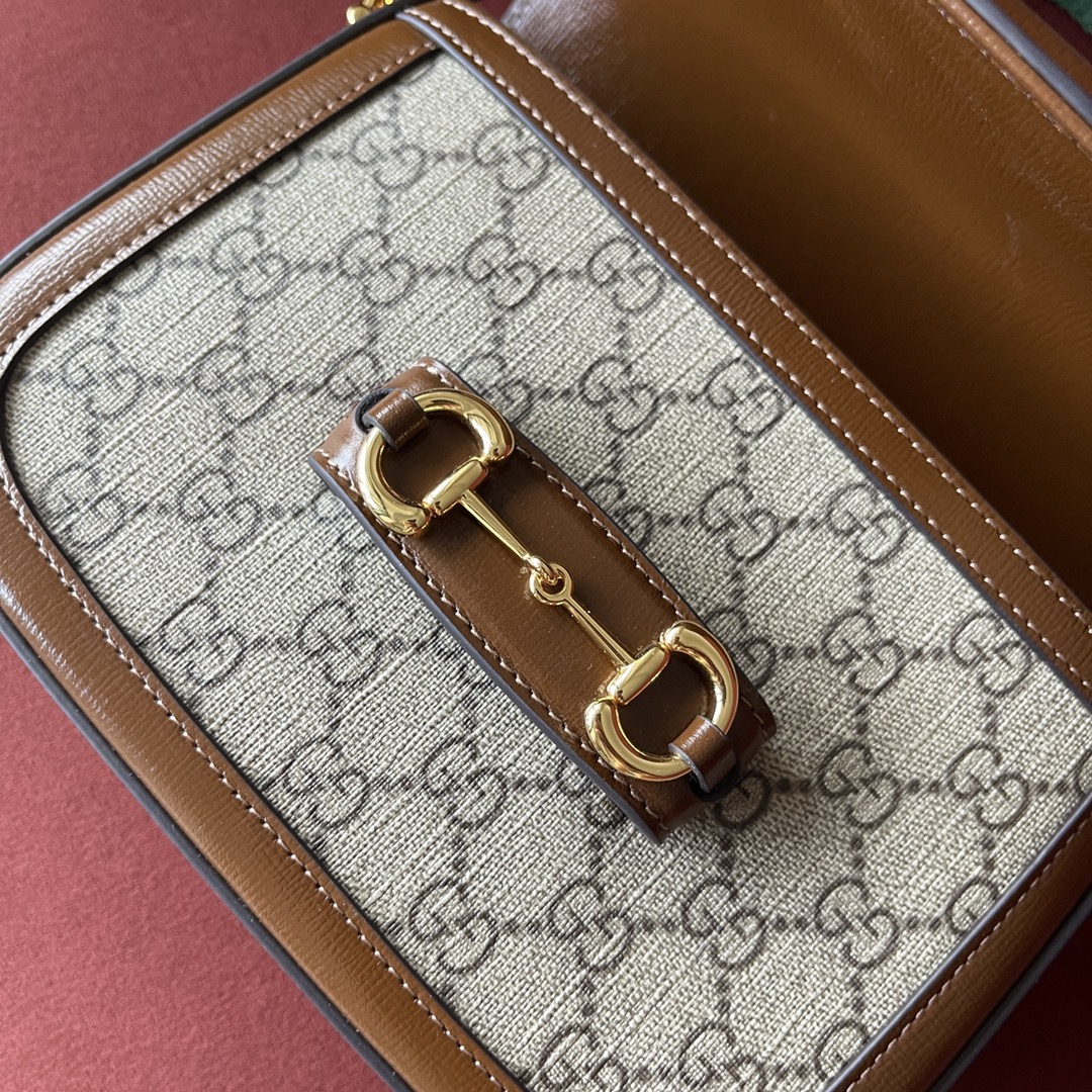 1955 Mini Horse Bit Series Genuine Leather Model 658574  Dimensions: 20.5*14.5*5cm 