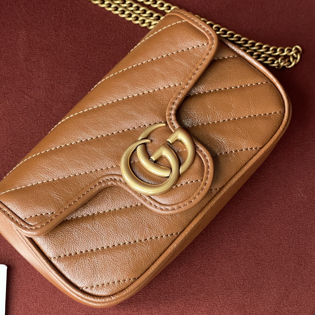 GG Marmont Caramel Brown: The Ultimate Style Companion Model: 476433 | Dimensions: 16.5 x 10 x 5 cm | Genuine Leather