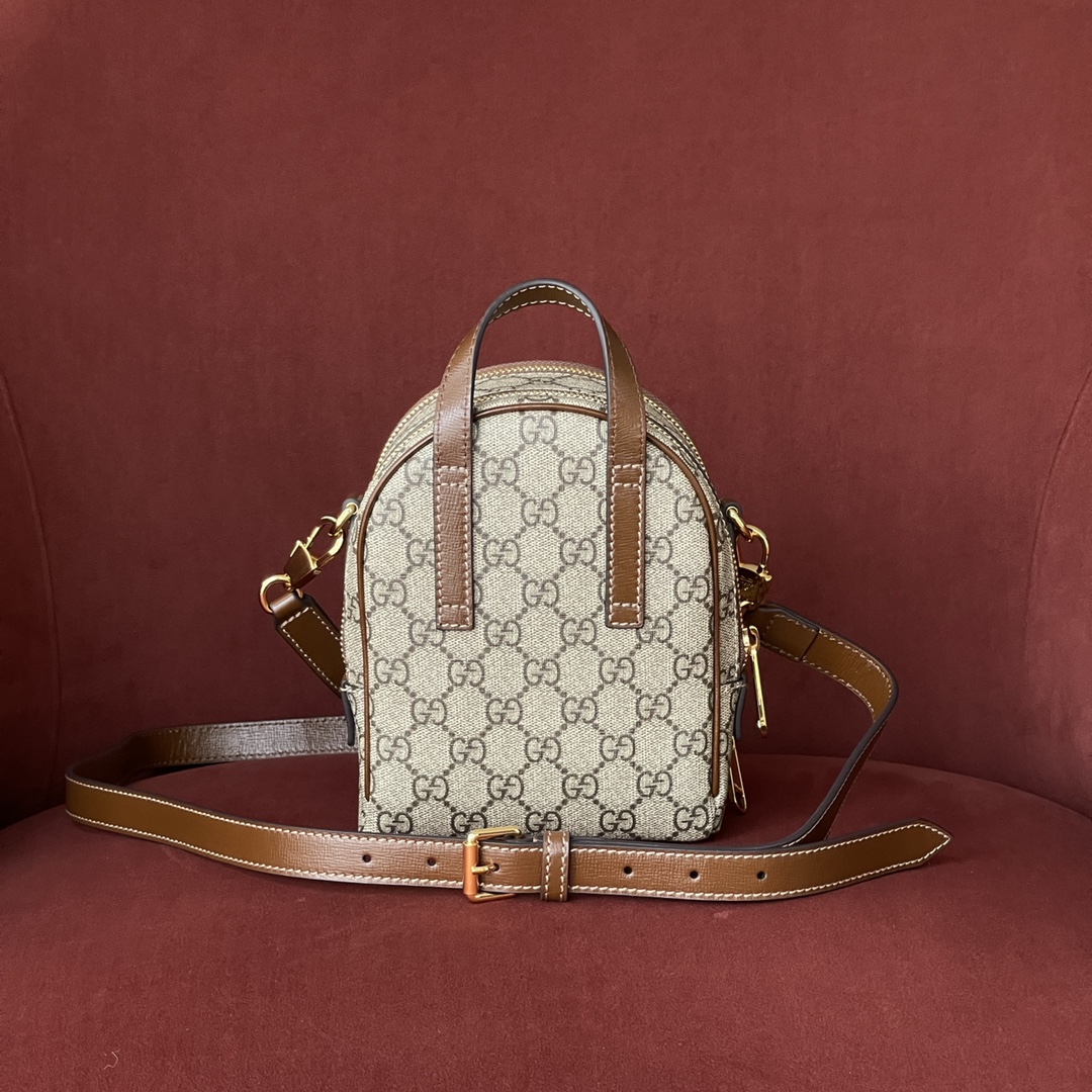 Genuine Leather Model: 725654 Dimensions: 15 x 9 x 8 cm Crafted from GG Supreme canvas with brown leather piping, this versatile bag can be worn around the waist or crossbody. The brand successfully reimagines a classic silhouette with this piece. It feat