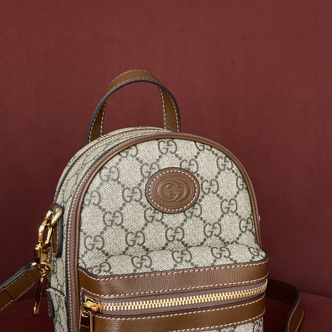 Genuine Leather Model: 725654 Dimensions: 15 x 9 x 8 cm Crafted from GG Supreme canvas with brown leather piping, this versatile bag can be worn around the waist or crossbody. The brand successfully reimagines a classic silhouette with this piece. It feat