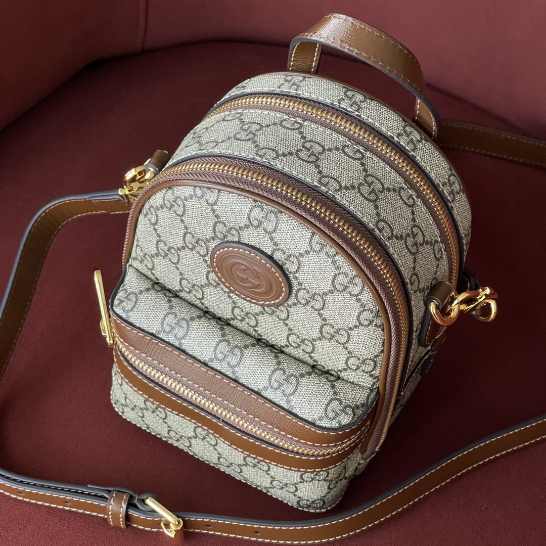 Genuine Leather Model: 725654 Dimensions: 15 x 9 x 8 cm Crafted from GG Supreme canvas with brown leather piping, this versatile bag can be worn around the waist or crossbody. The brand successfully reimagines a classic silhouette with this piece. It feat