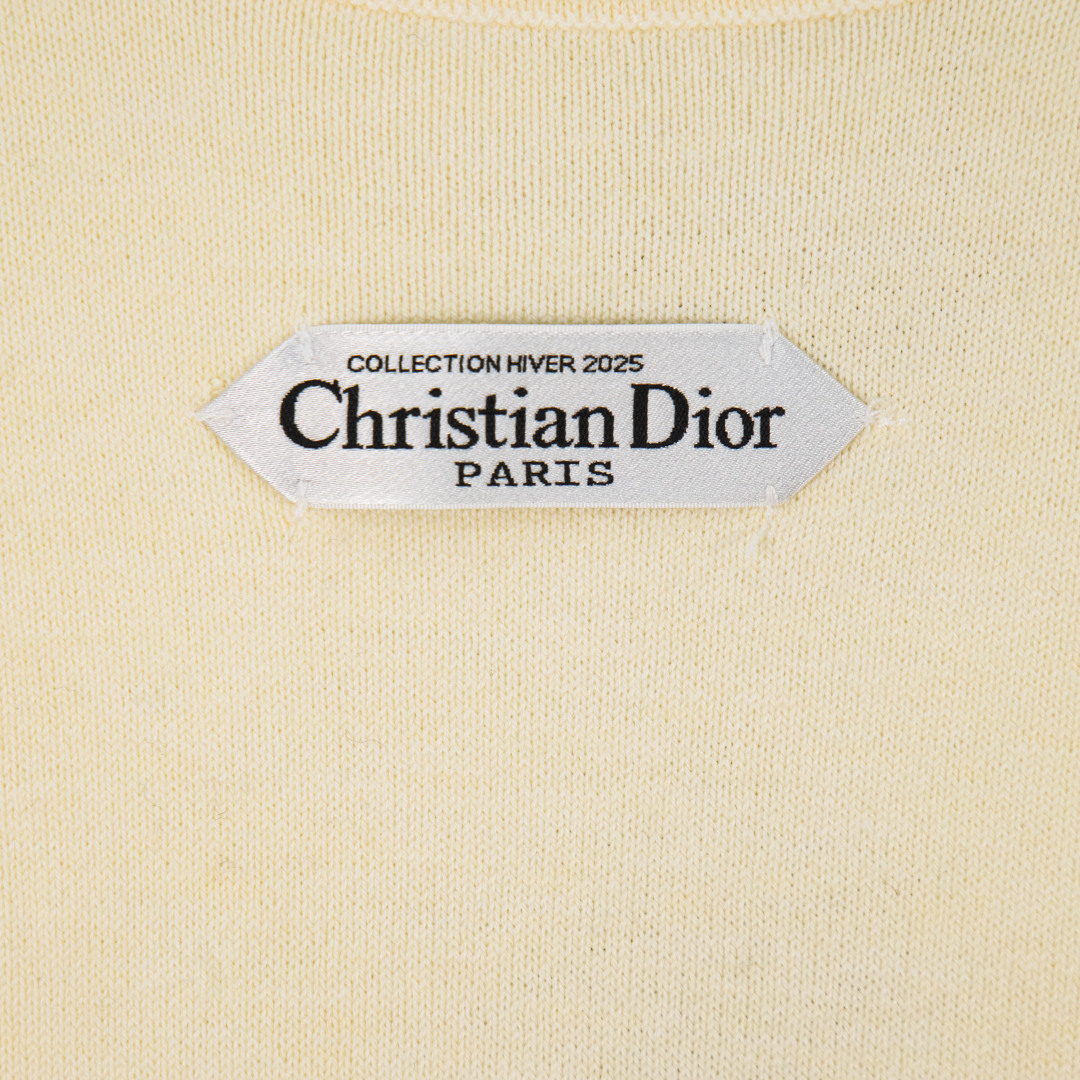 DIOR neckline fabric logo knit base layer