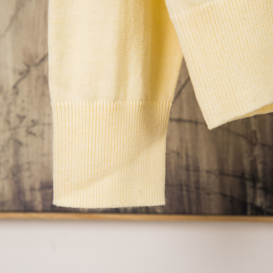 DIOR neckline fabric logo knit base layer