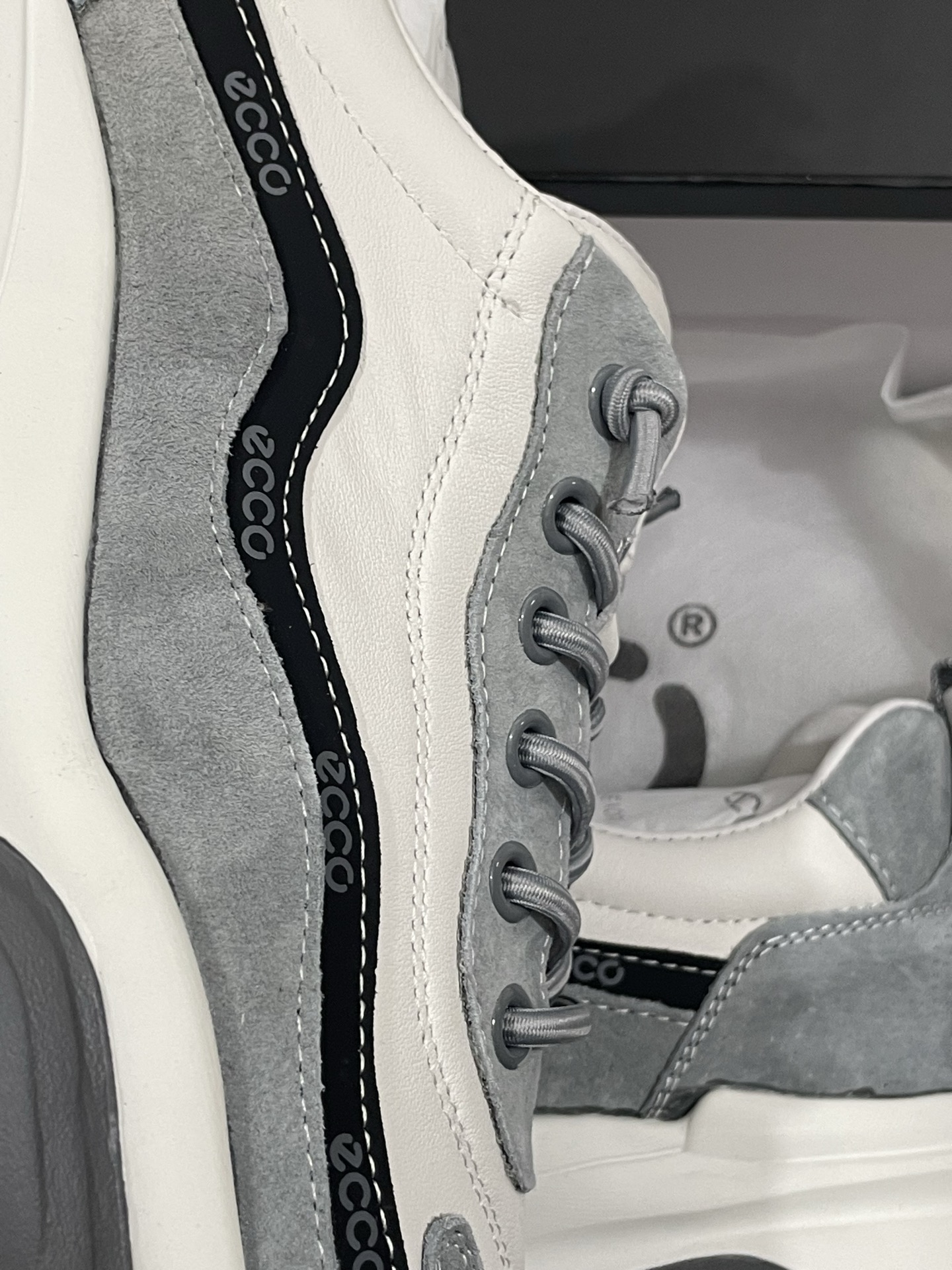 ECCO GRUUV Series Casual Sneakers