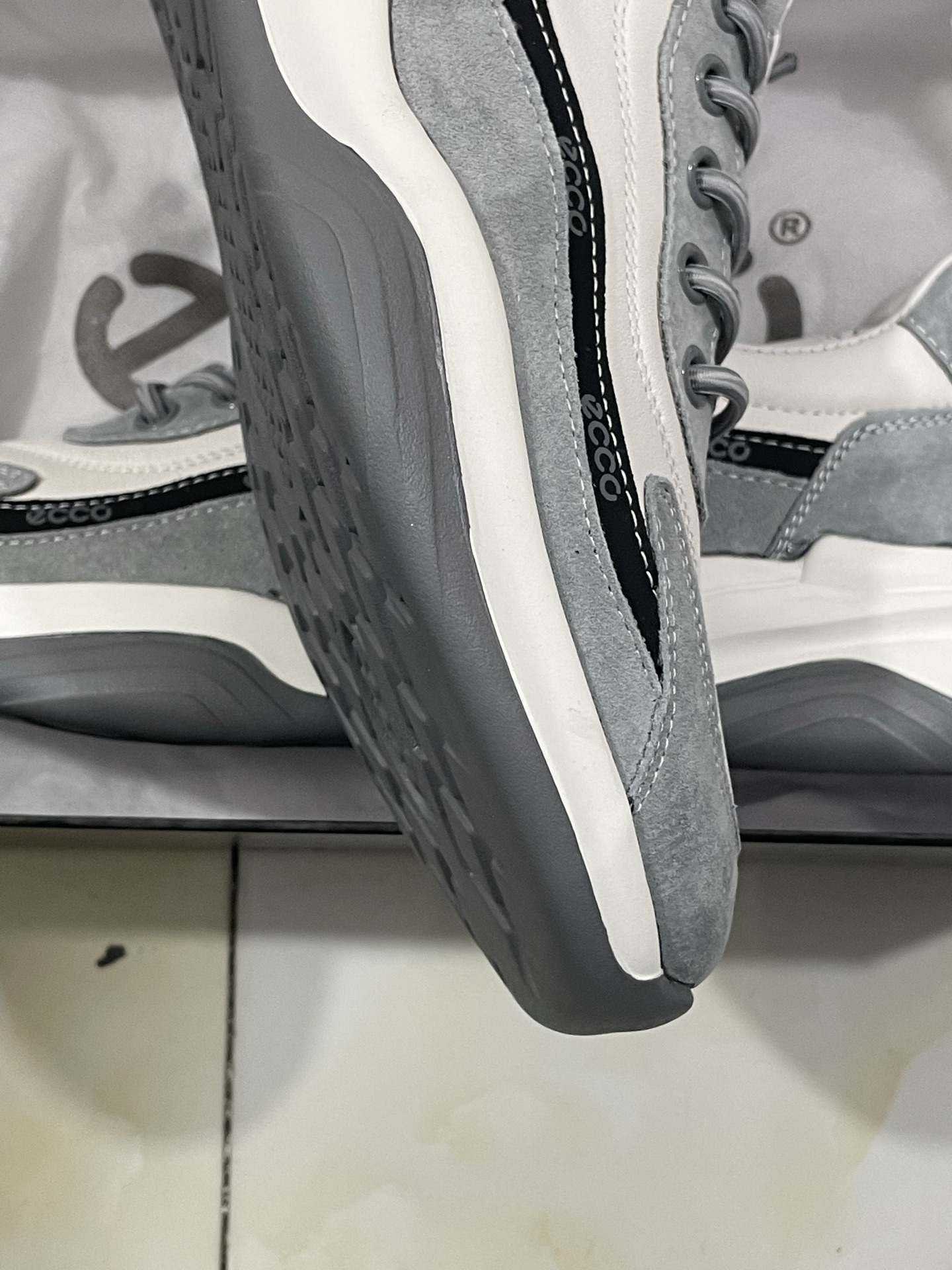 ECCO GRUUV Series Casual Sneakers