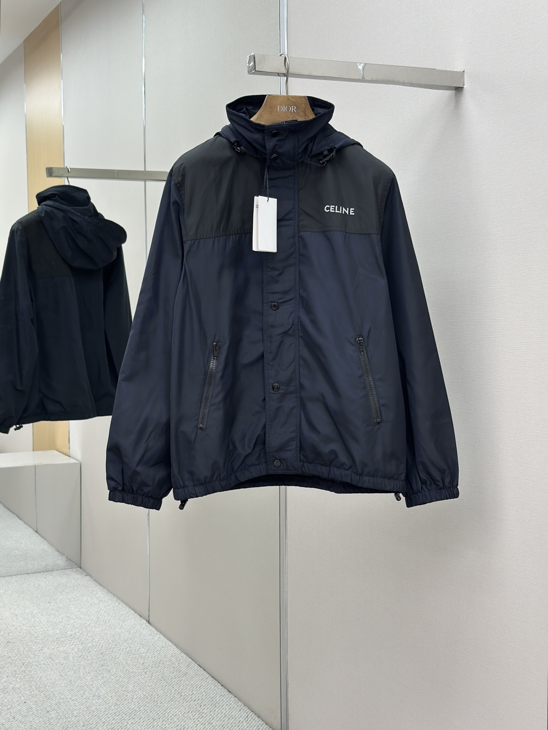 Celine Embroidered Trench Coat. Fabric Selection: Oxford cloth made from 100% polyester fiber.