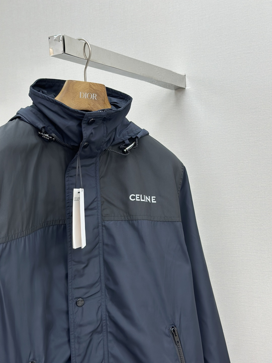 Celine Embroidered Trench Coat. Fabric Selection: Oxford cloth made from 100% polyester fiber.