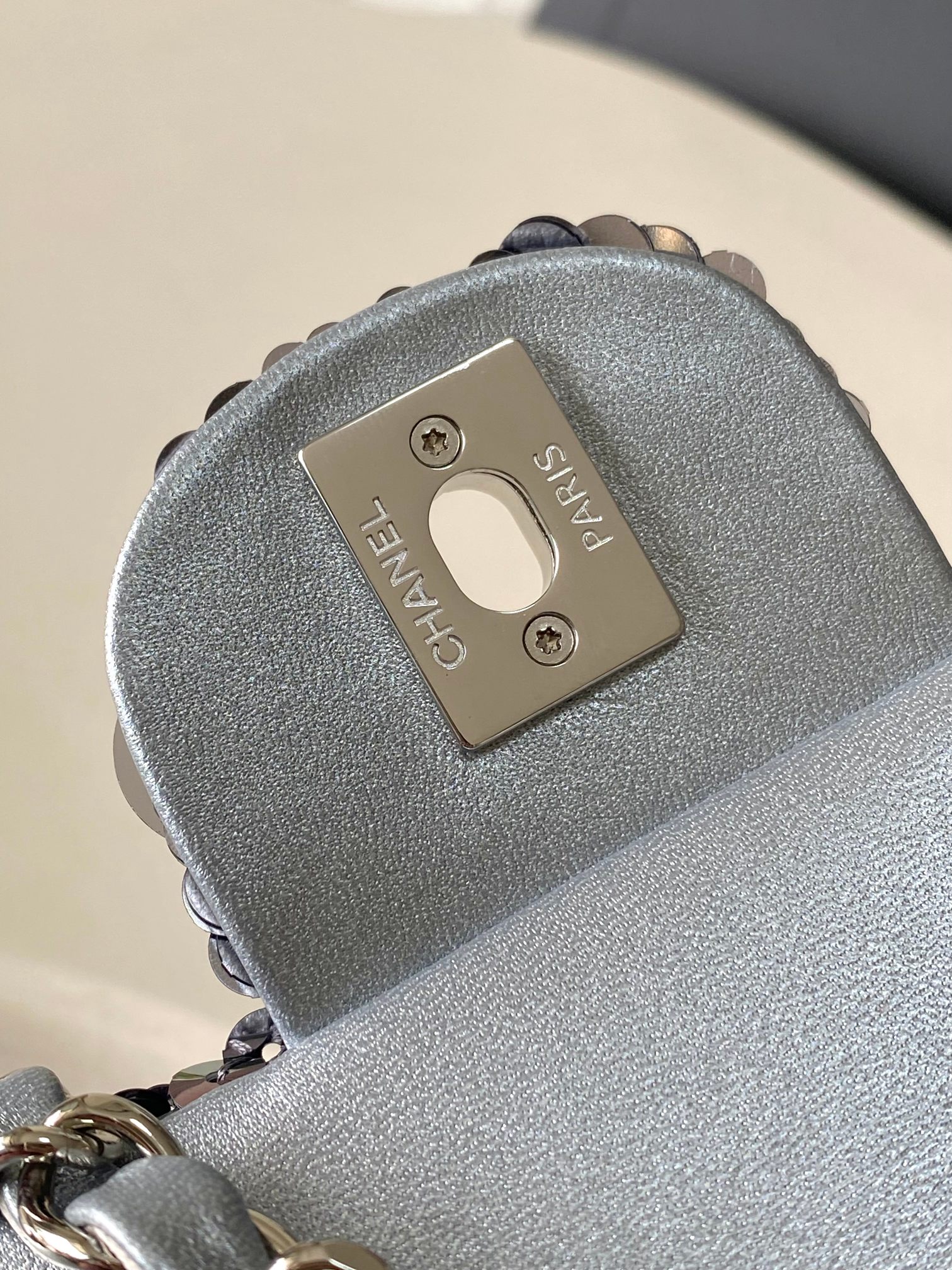 CHANEL MINI CF Sequined Evening Clutch Absolutely stunning, bling bling Dimensions: 20x12x9cm Style No.: 3523