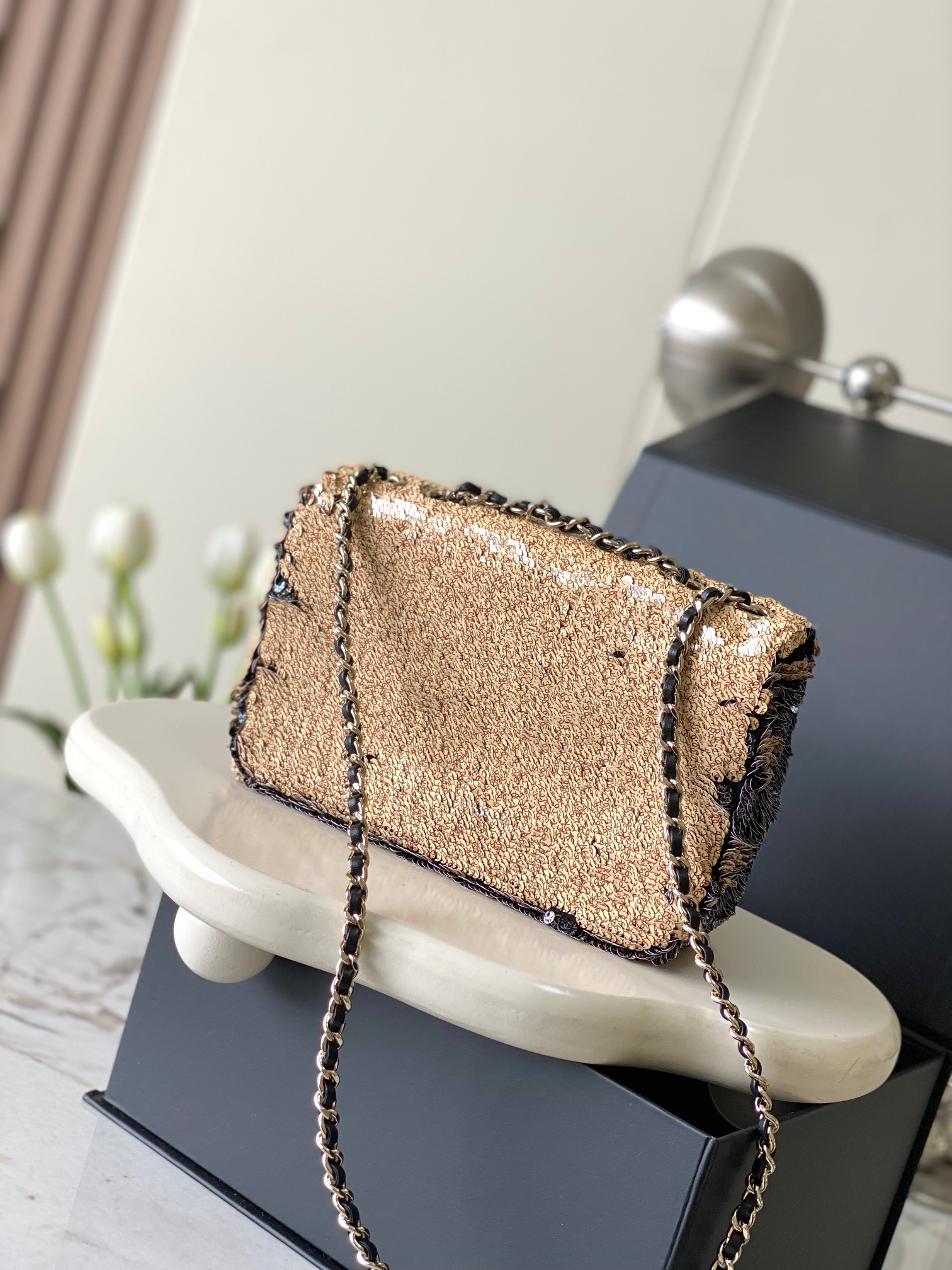 CHANEL MINI CF CLUTCH Dimensions: 20x14x7cm Style No.: 4140