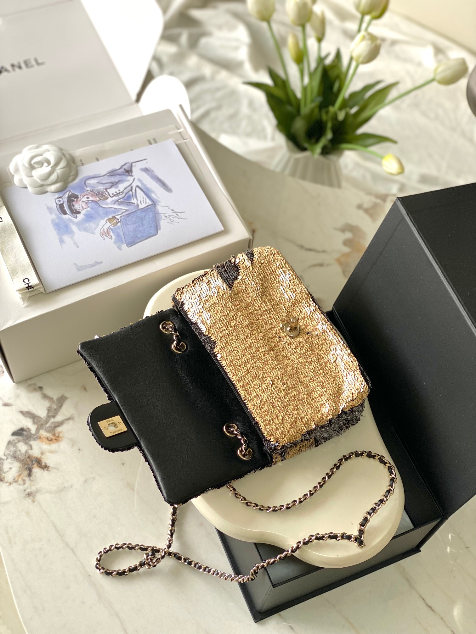 CHANEL MINI CF CLUTCH Dimensions: 20x14x7cm Style No.: 4140