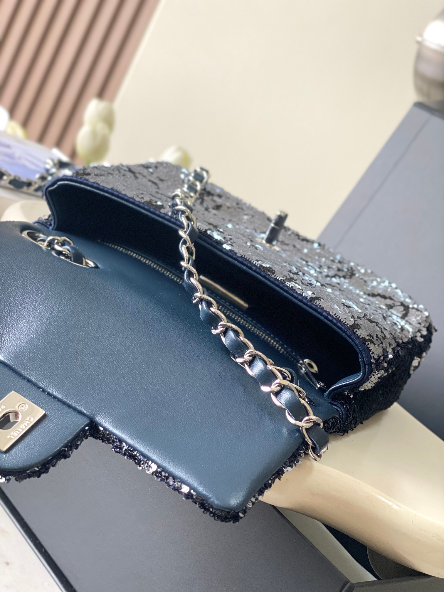 CHANEL MINI CF Sequined Evening Clutch Dimensions: 20x15x7cm Style Number: 4297