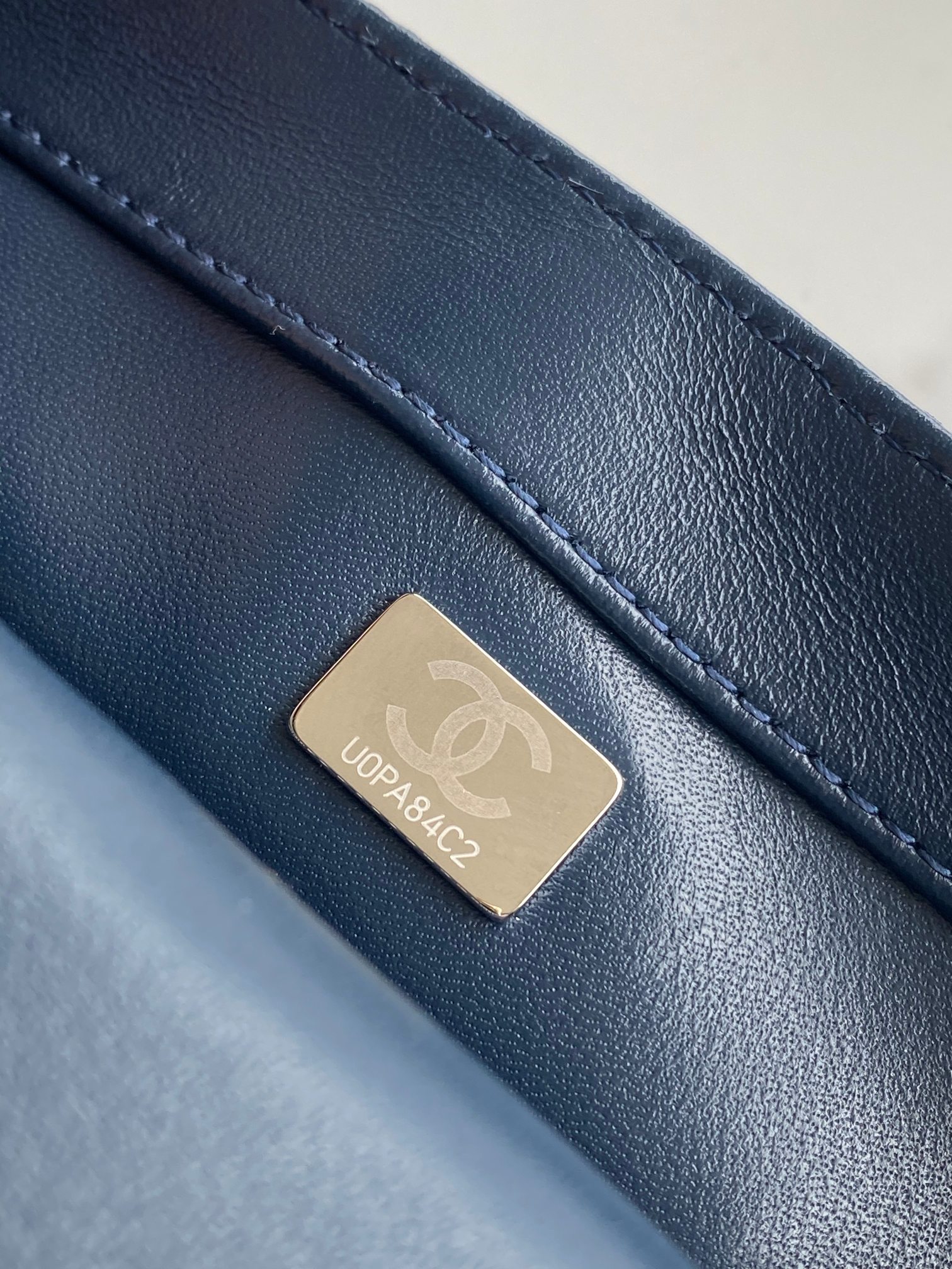 CHANEL MINI CF Sequined Evening Clutch Dimensions: 20x15x7cm Style Number: 4297