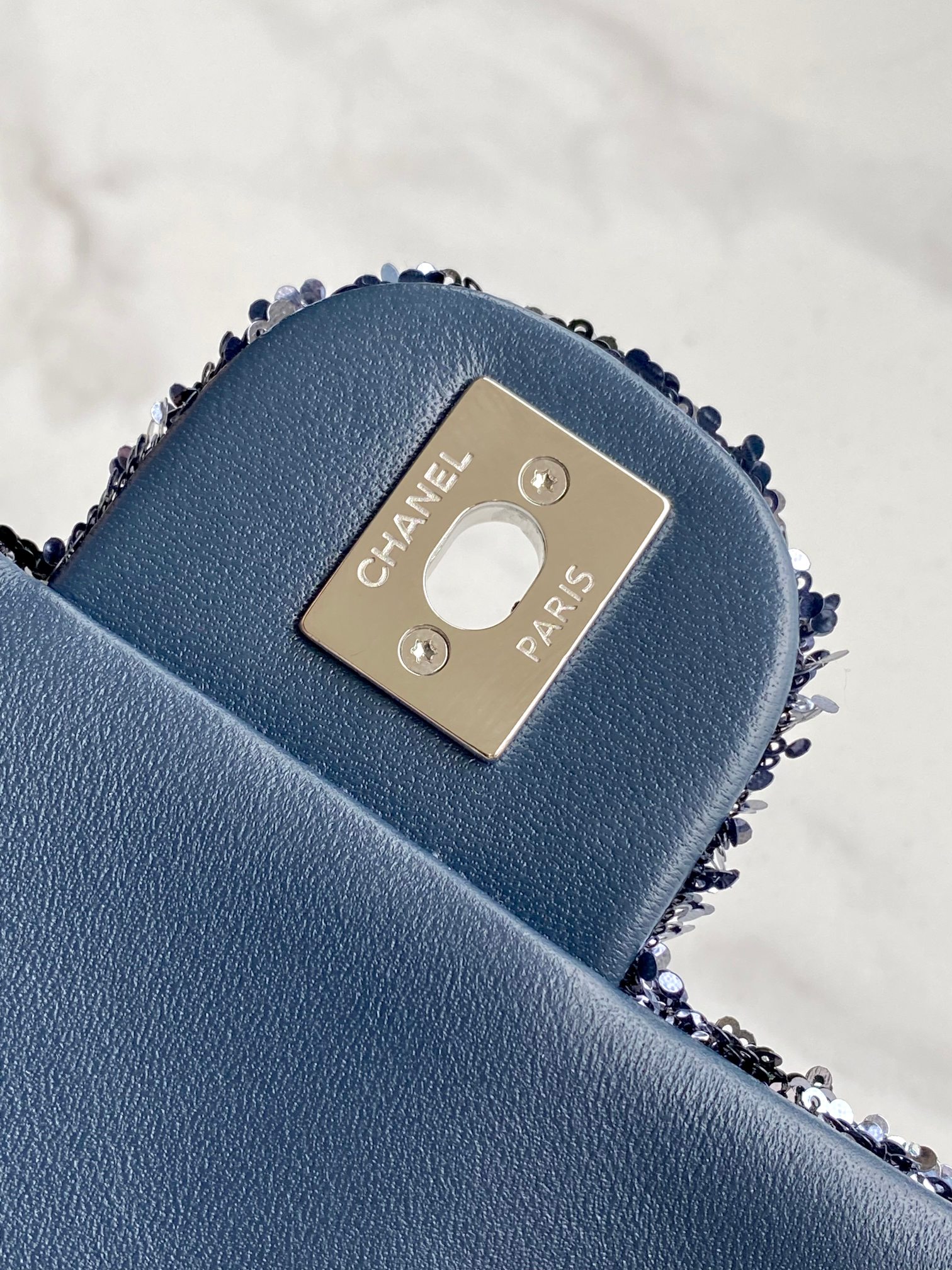 CHANEL MINI CF Sequined Evening Clutch Dimensions: 20x15x7cm Style Number: 4297