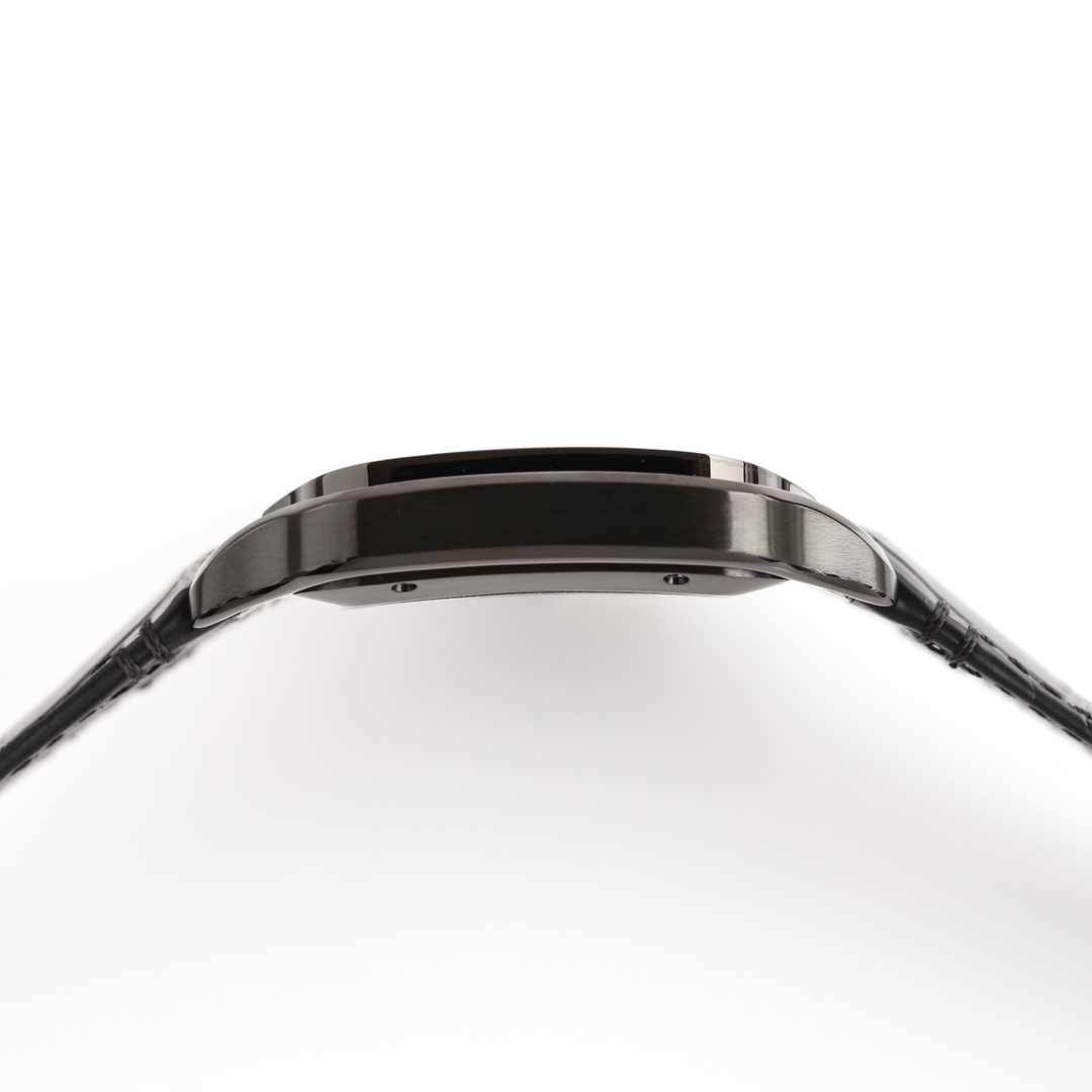 Cartier GF Santos Black Knight