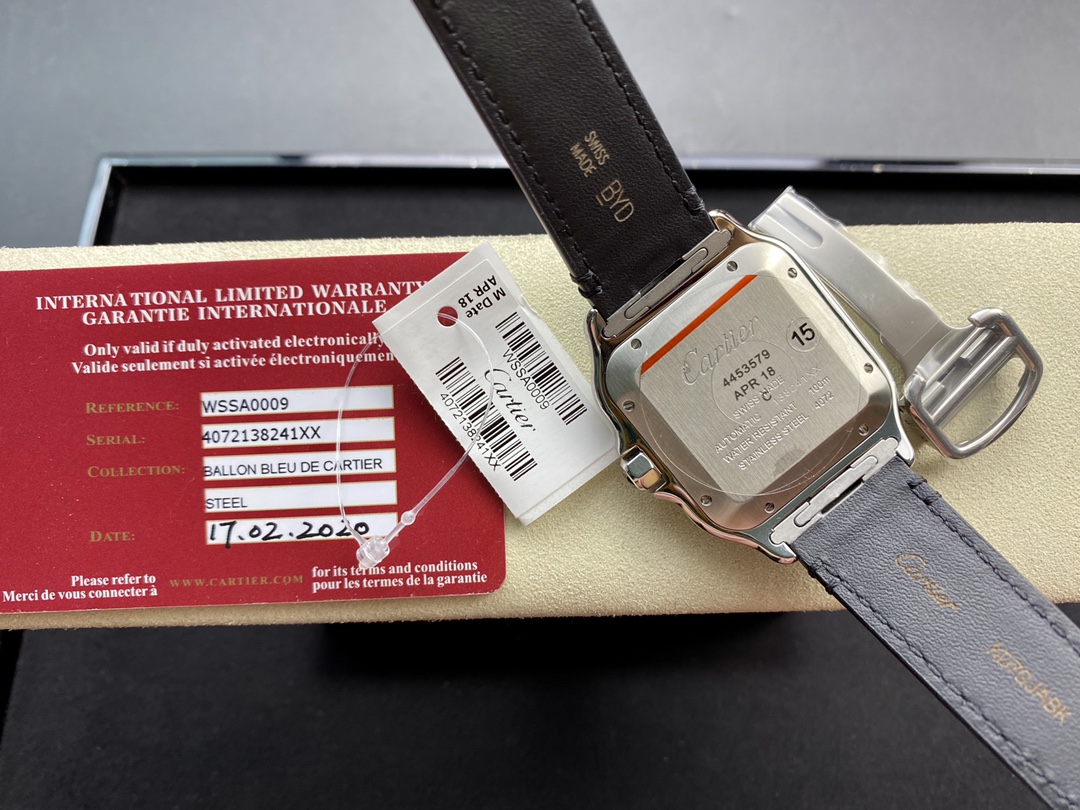 Cartier New Santos Watch 39.8 × 47.5 × 9.08 millimetres 