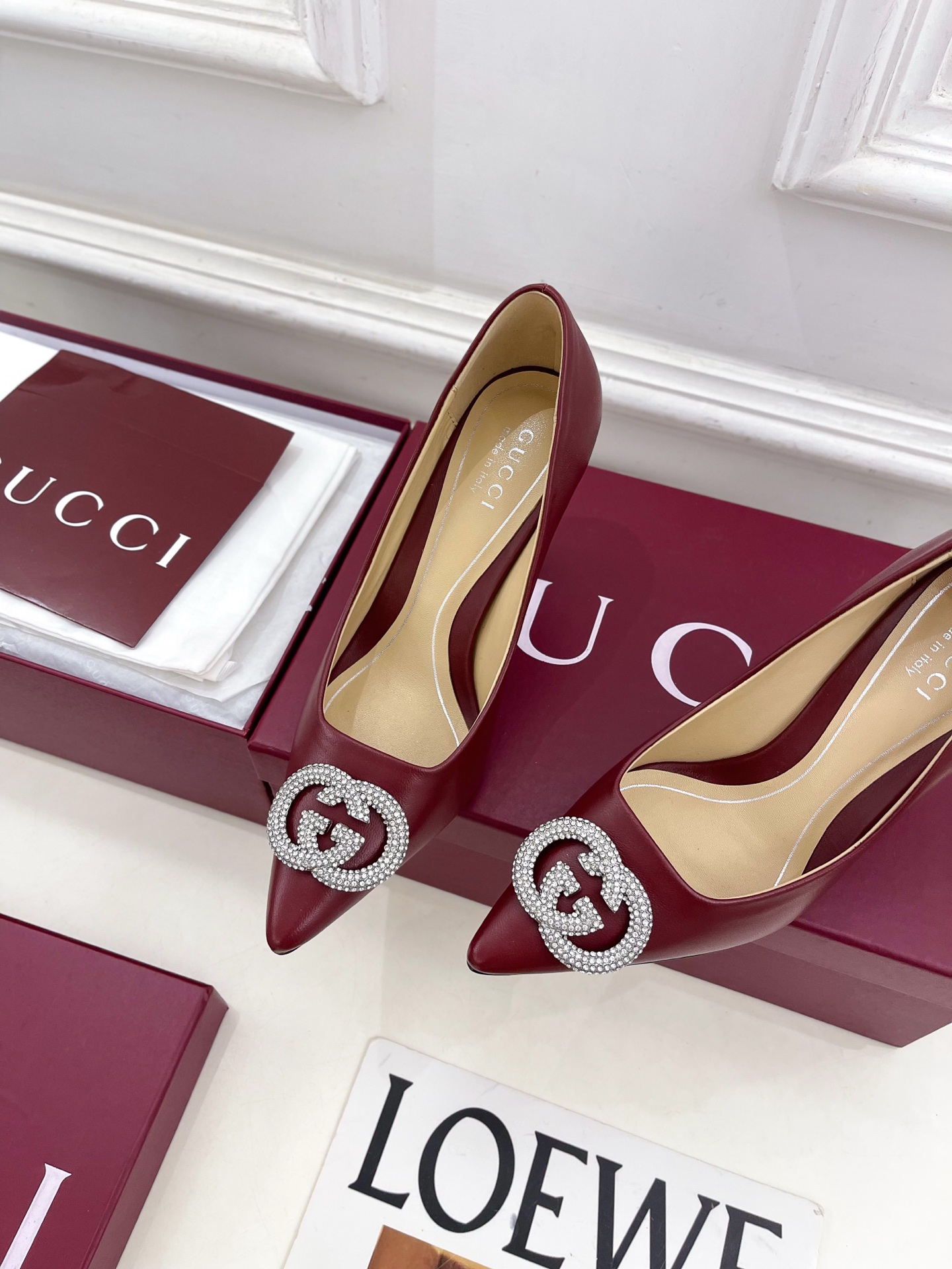 Gucci New Arrival Classic Rhinestone Pointed-Toe High Heels