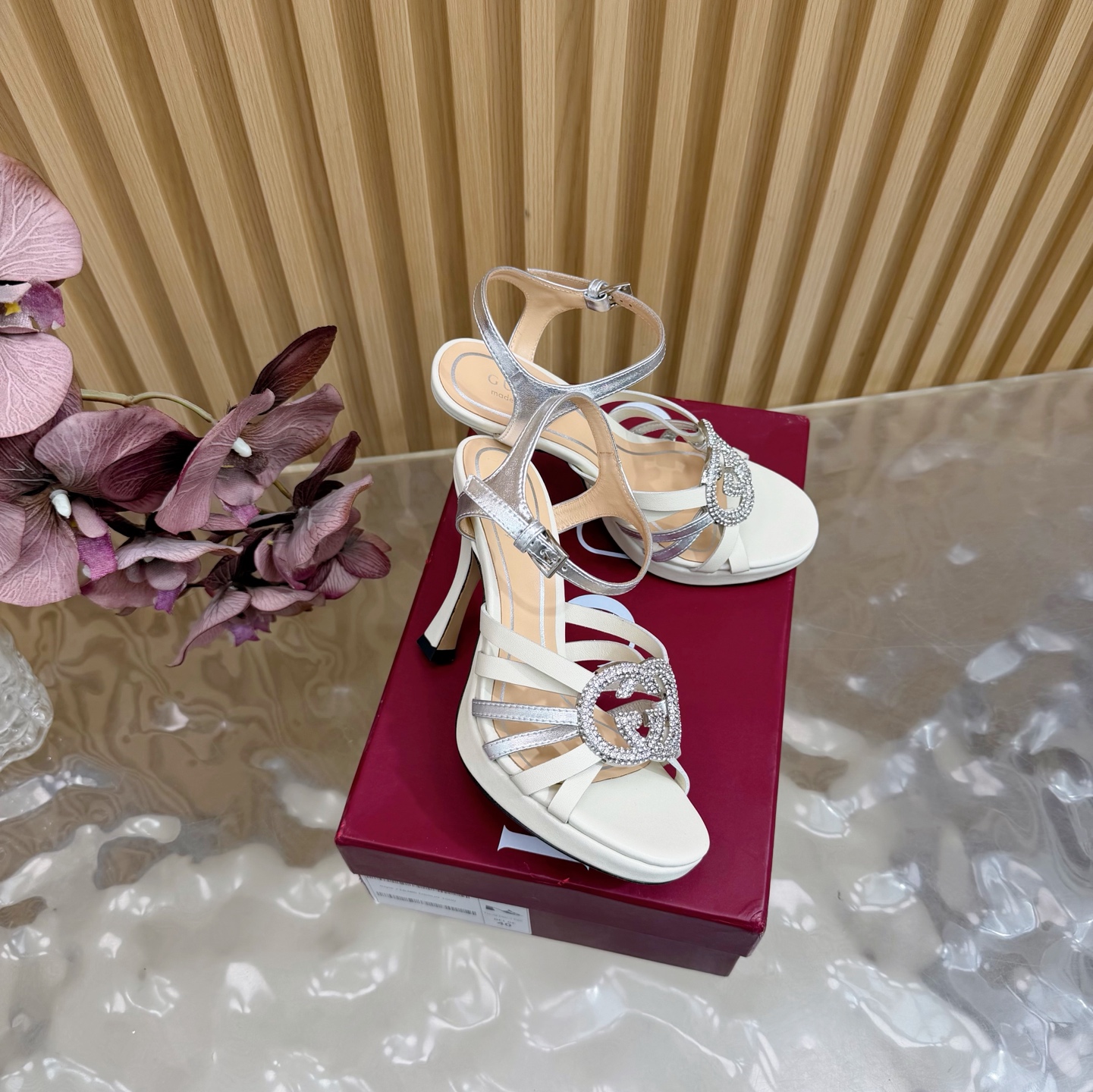 Gucci 2026 New Arrival Pre-Spring Rhinestone Thin-Strap High-Heel Platform Sandals