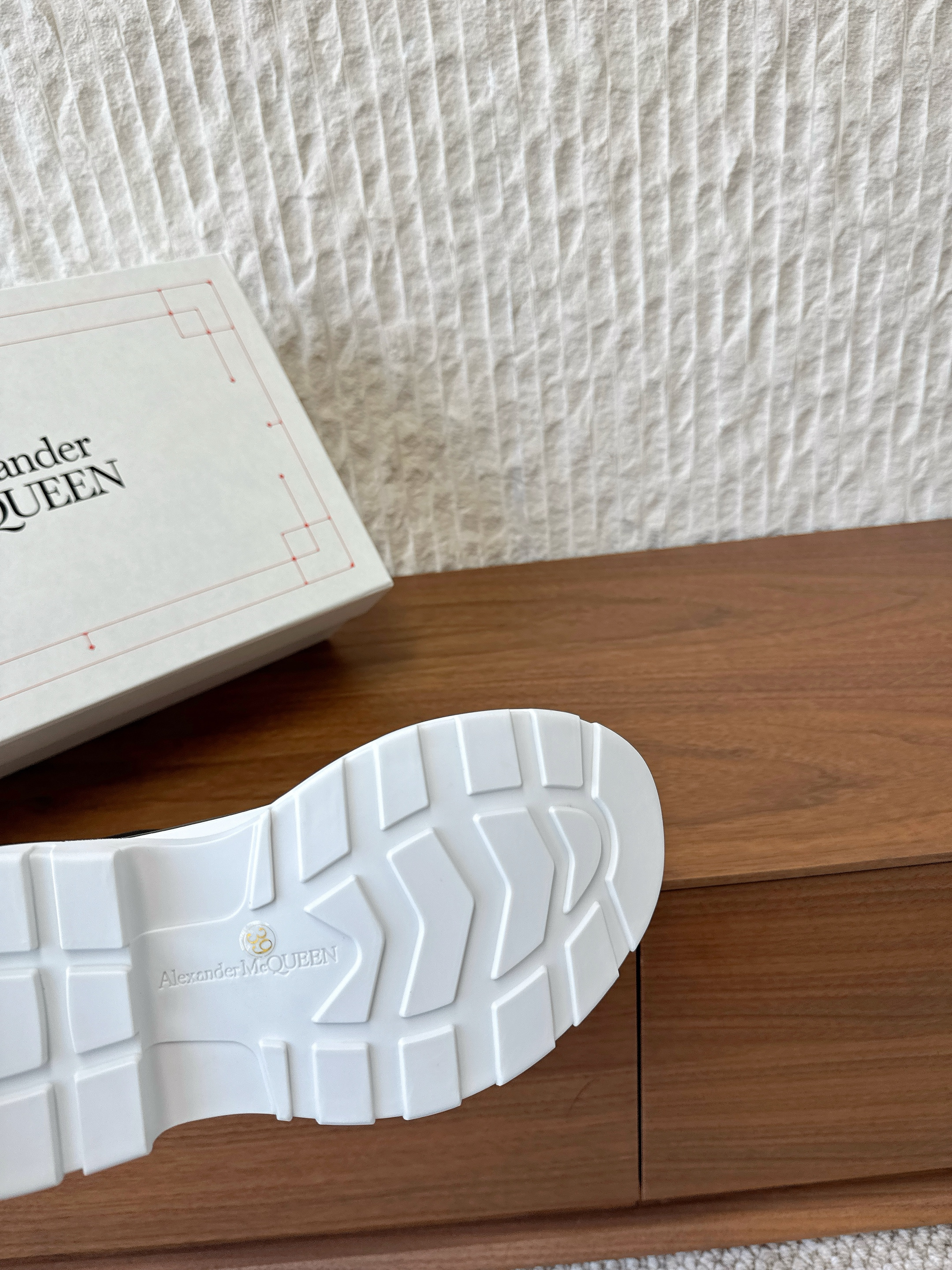 Alexander McQueen 2025 Fall Winter  New Arrival Tread Sli Zipper Boots Ankle Boots