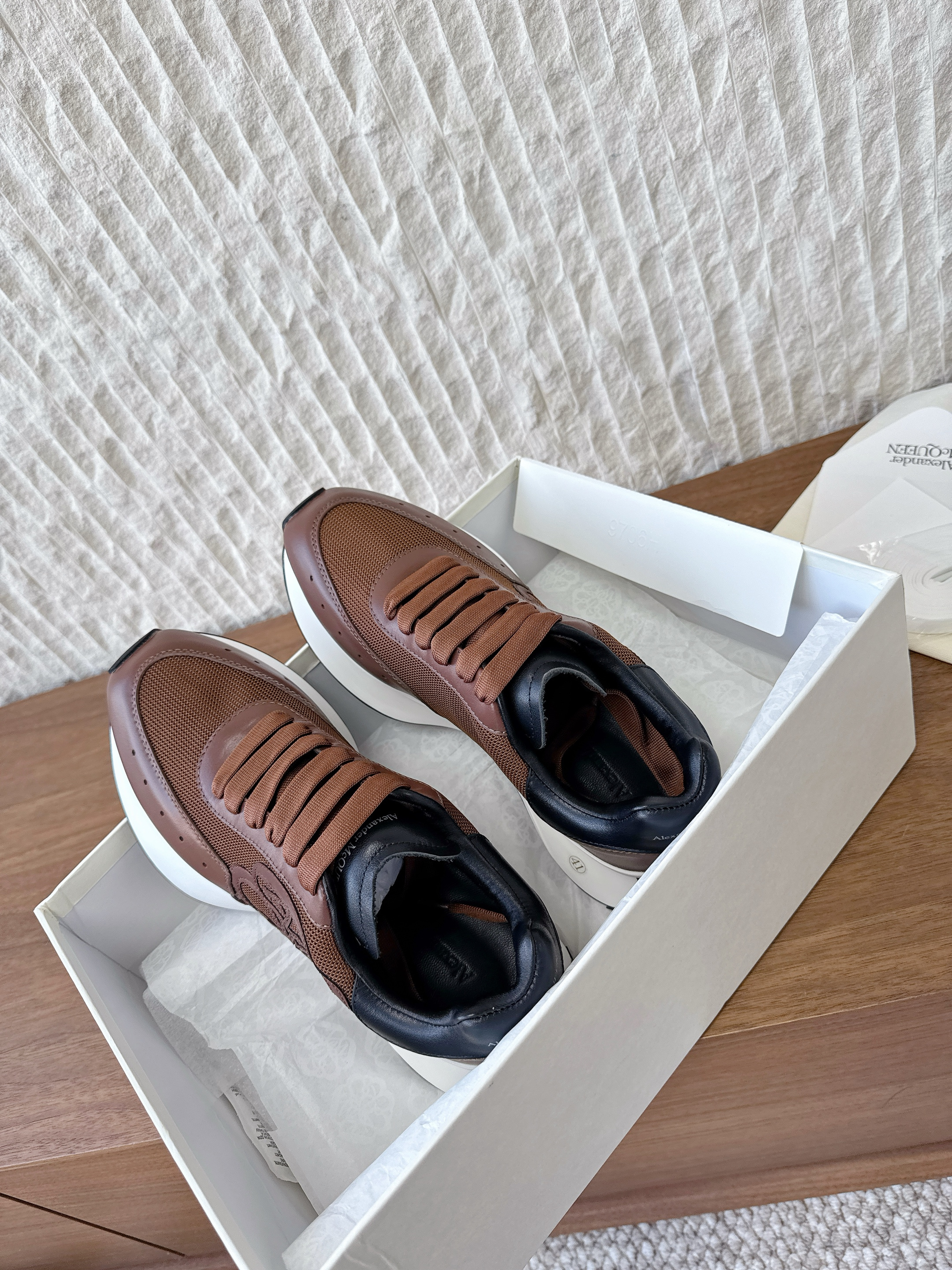 Alexander McQueen 2025 Fall Winter New Arrival Couple's Sports Casual Shoes