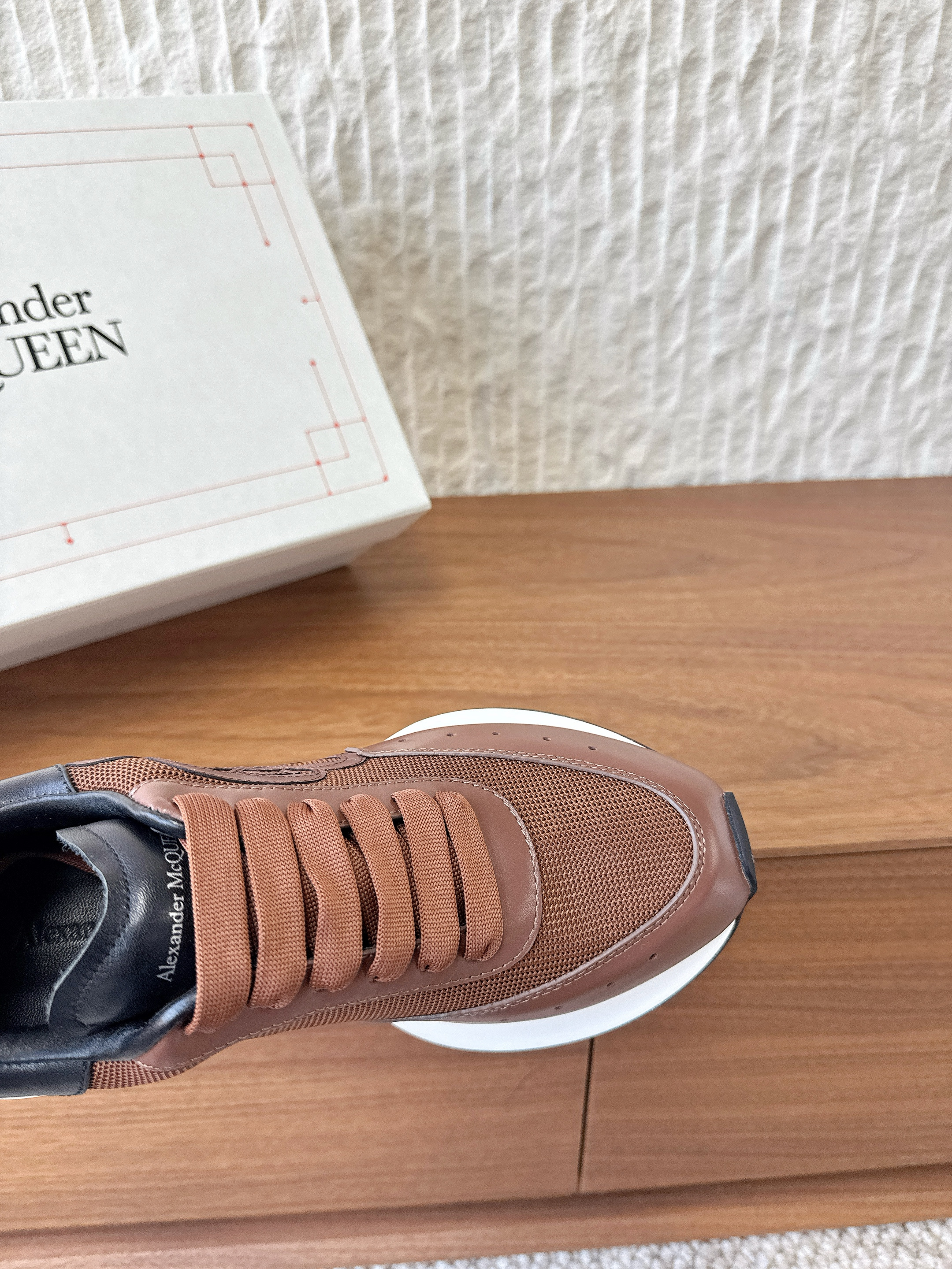 Alexander McQueen 2025 Fall Winter New Arrival Couple's Sports Casual Shoes