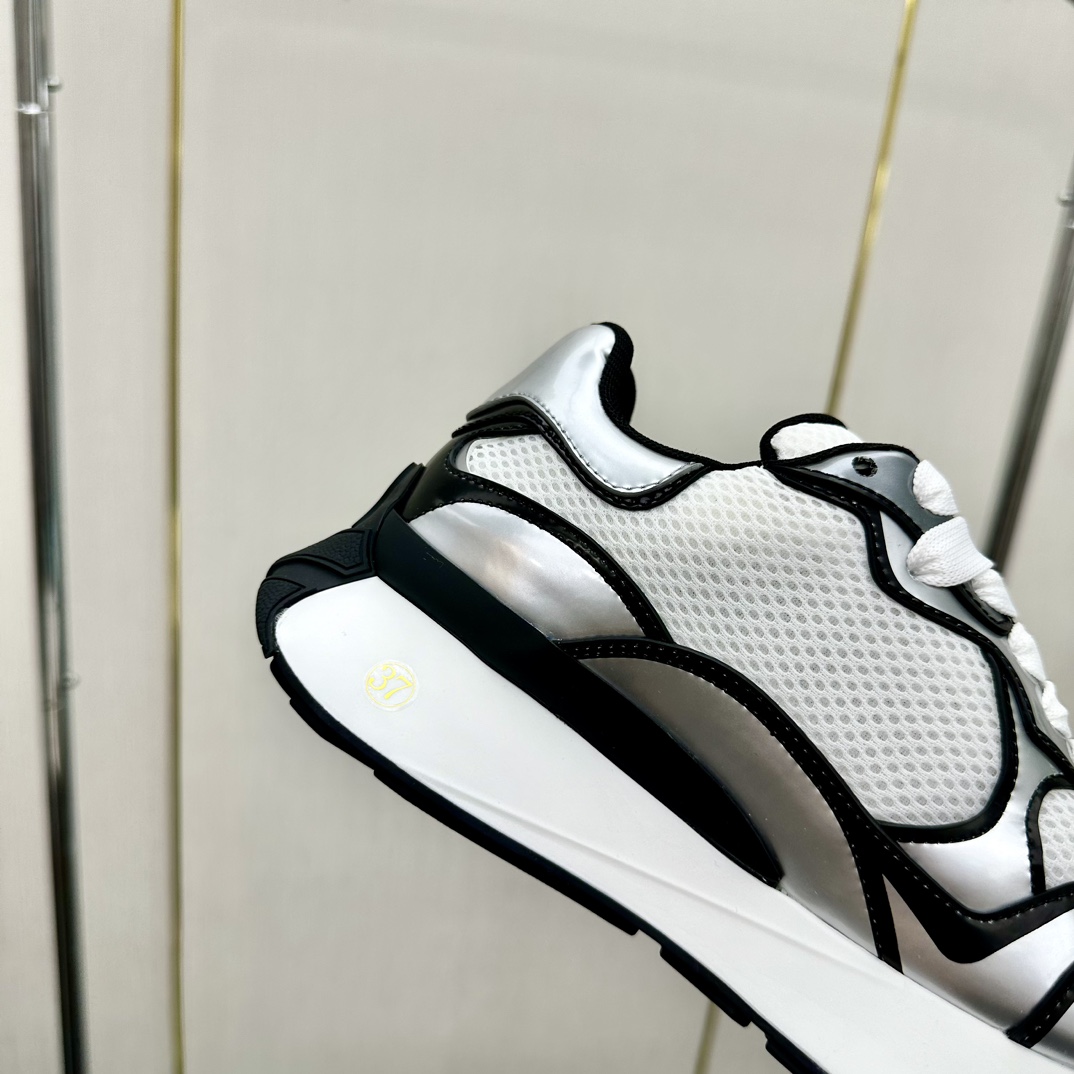 Alexander McQueen 2022 Pre-Spring New Arrival Sneakers