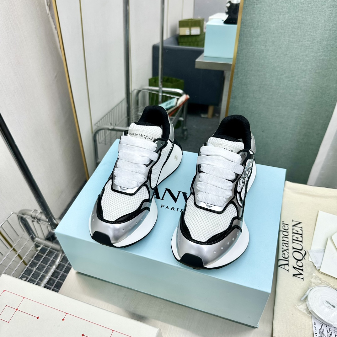 Alexander McQueen 2022 Pre-Spring New Arrival Sneakers