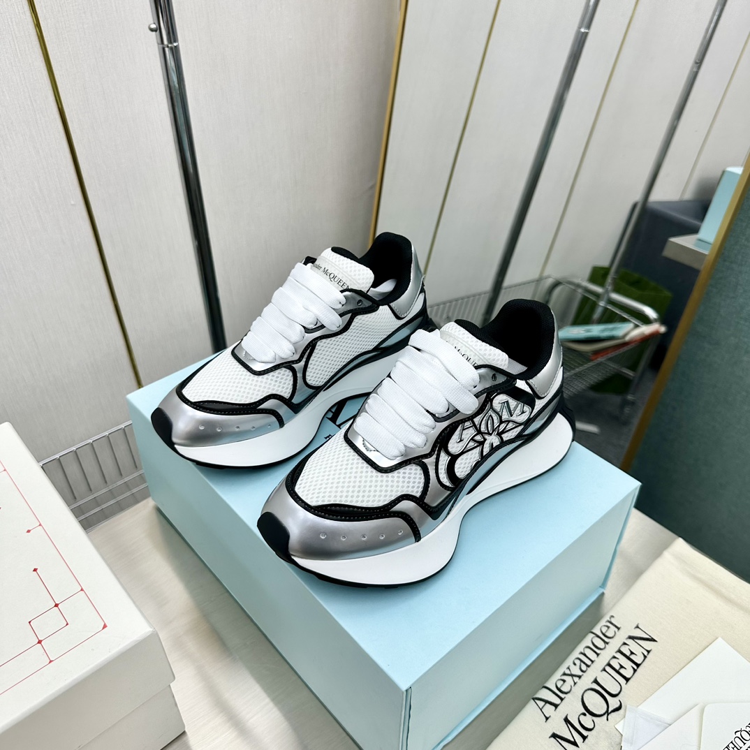 Alexander McQueen 2022 Pre-Spring New Arrival Sneakers