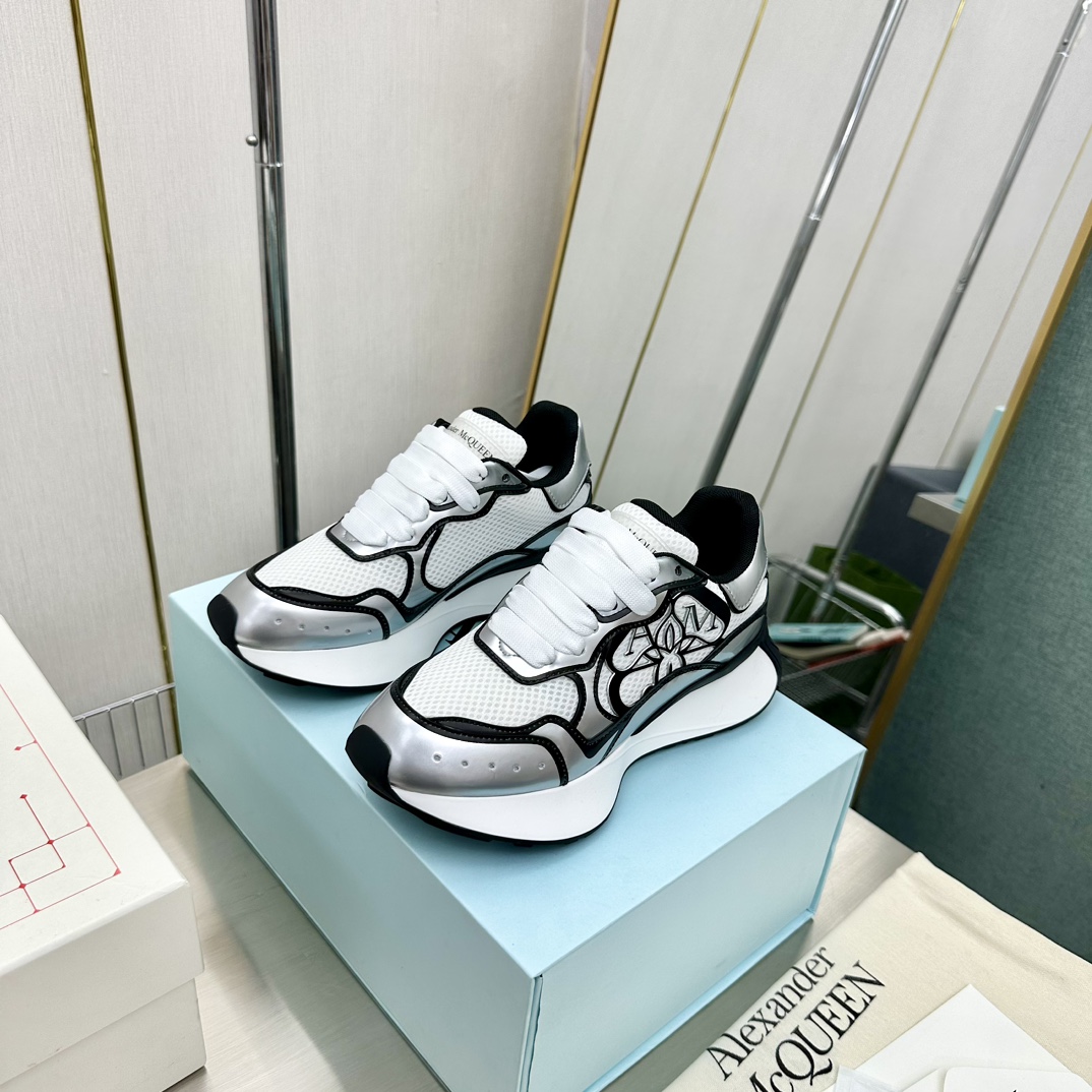 Alexander McQueen 2022 Pre-Spring New Arrival Sneakers