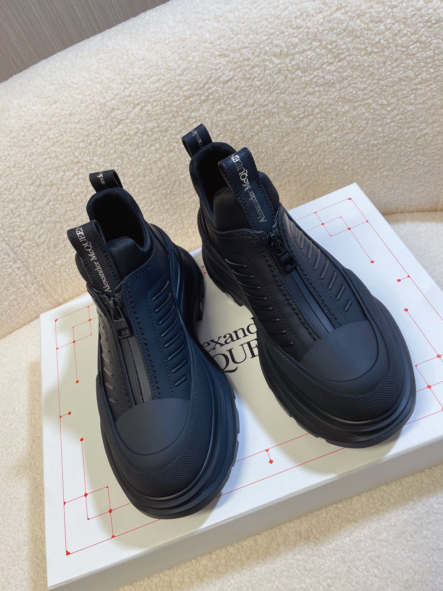 McQueen New Tread Slick Moto Functional Style Short Boots