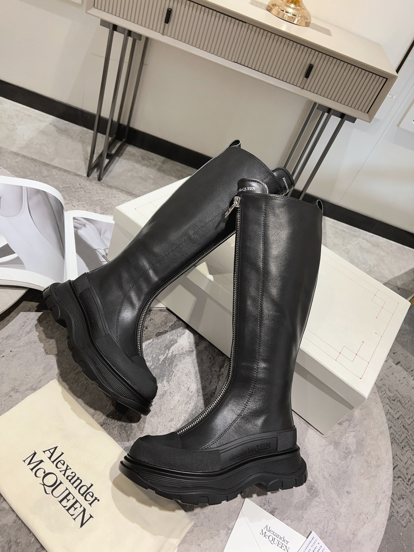 ALEXANDER MCQUEEN Front Zipper Boots
