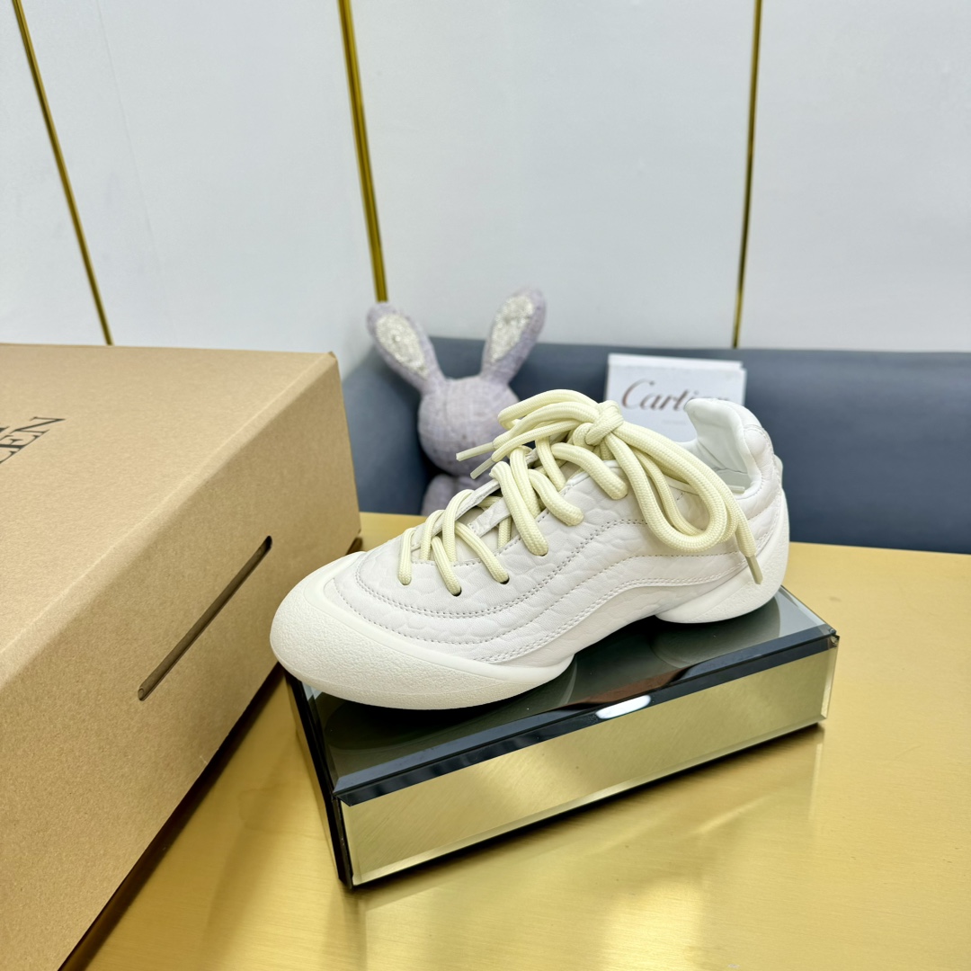 Alexander McQueen Fall/Winter Newest Flexion Collection Retro Casual Sneakers