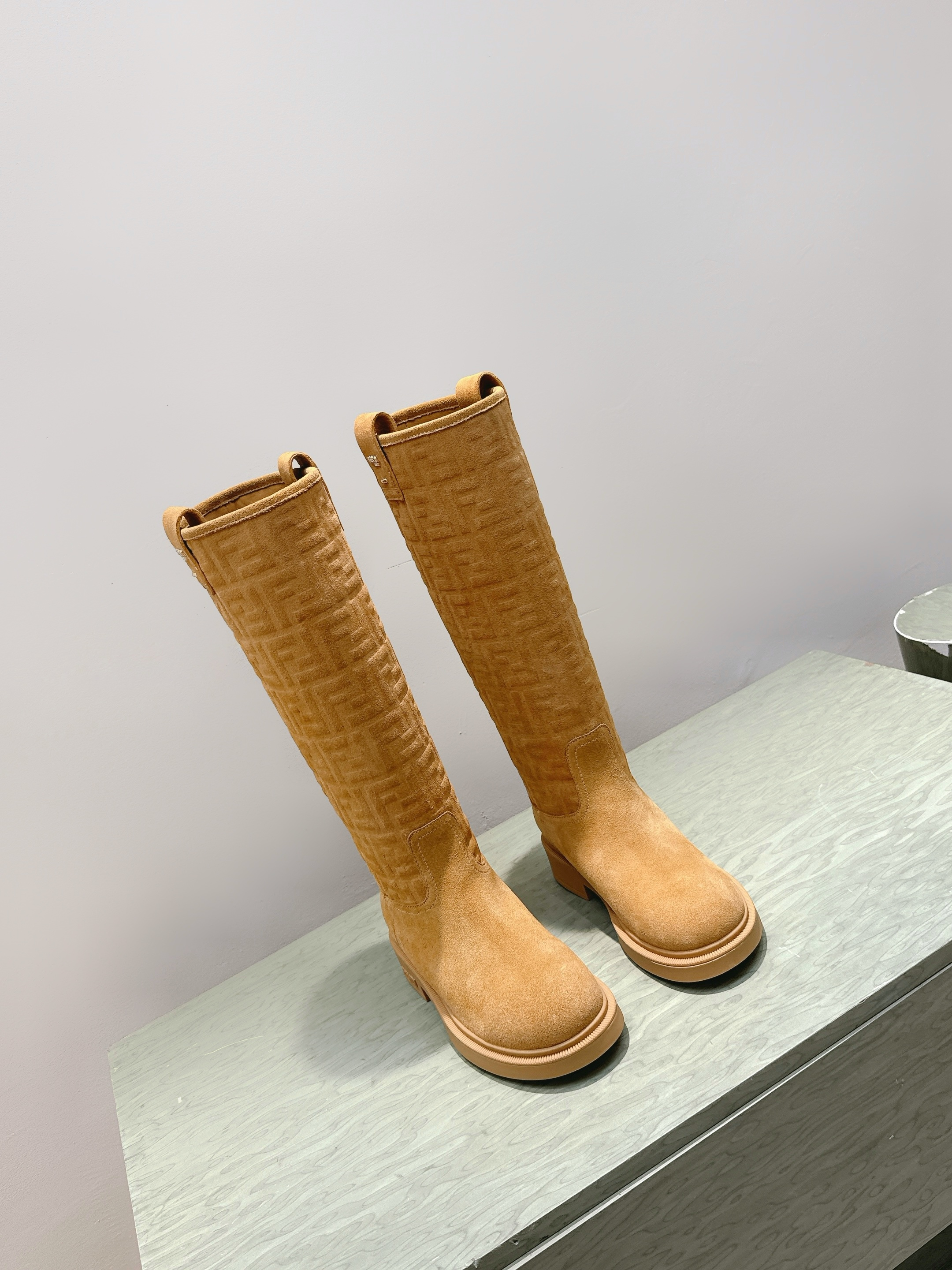 Fendi 25 Fall Winter Suede Calfskin Knee-High Riding Boots