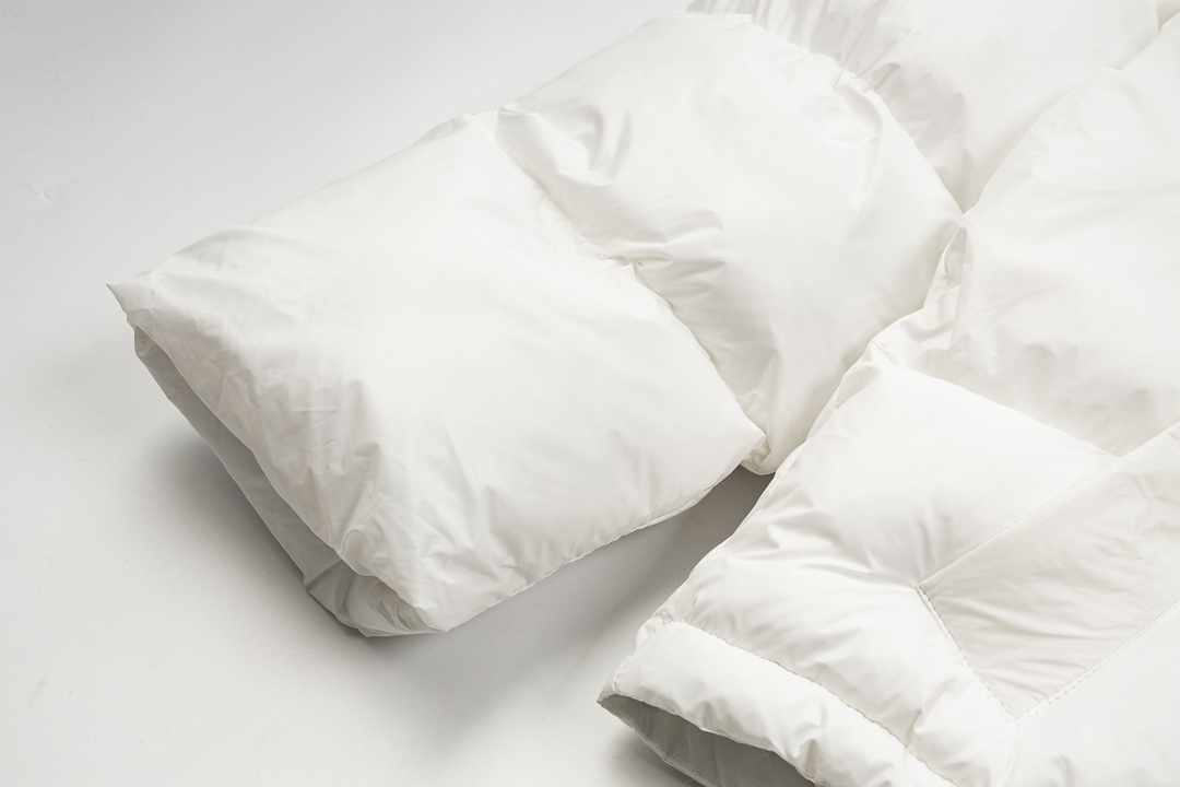 Balenciaga  FW Collection 3B Laser-Etched Logo Ski Down Jacket