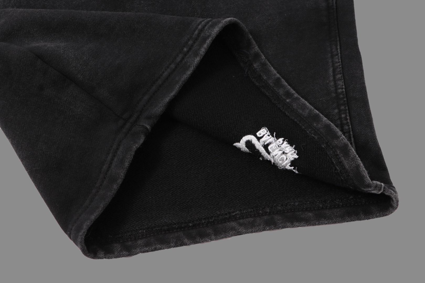 Balenciaga 2025 Spring/Summer Embroidered Distressed Shorts