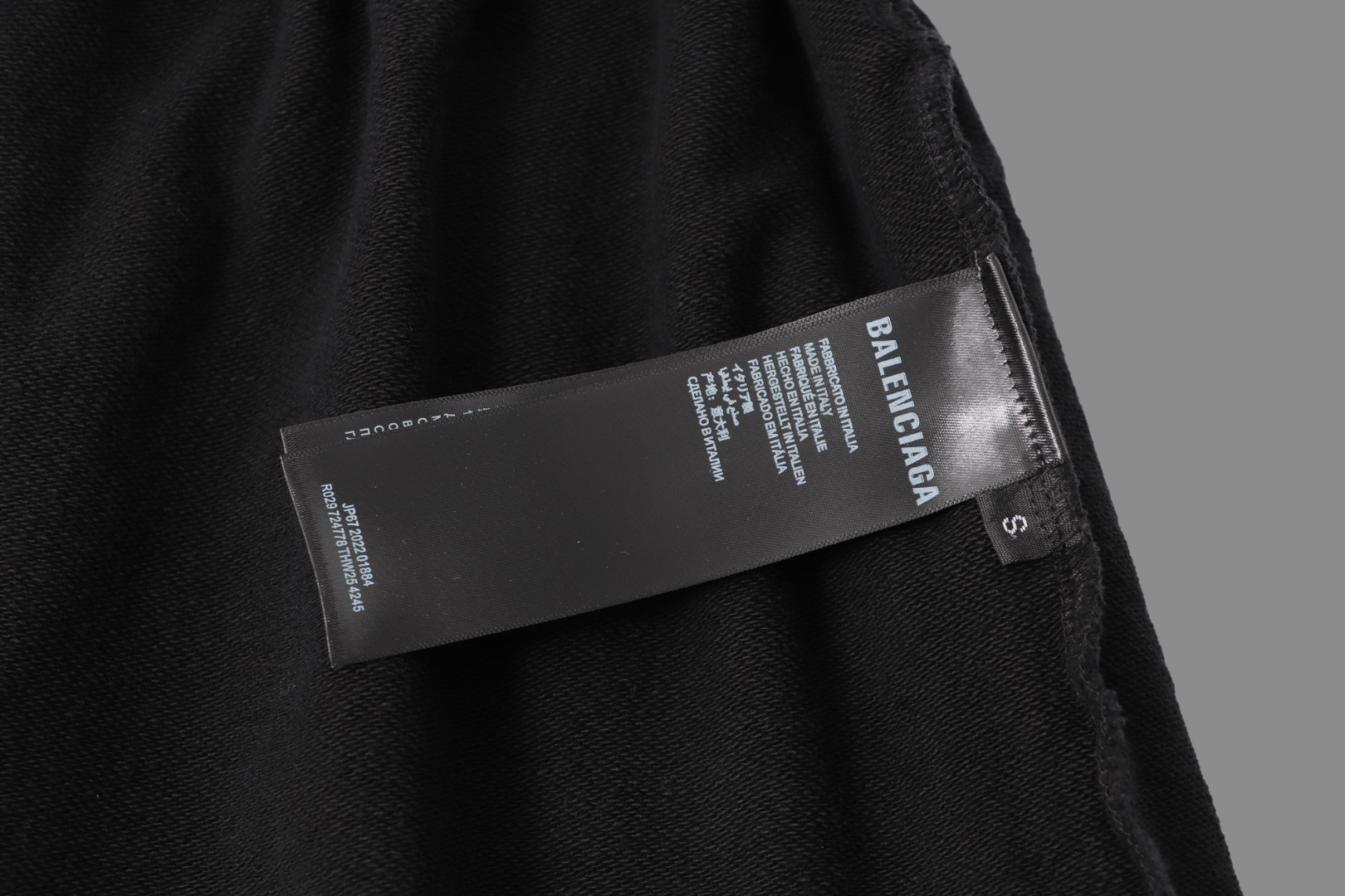 Balenciaga 2025 Spring/Summer Embroidered Distressed Shorts