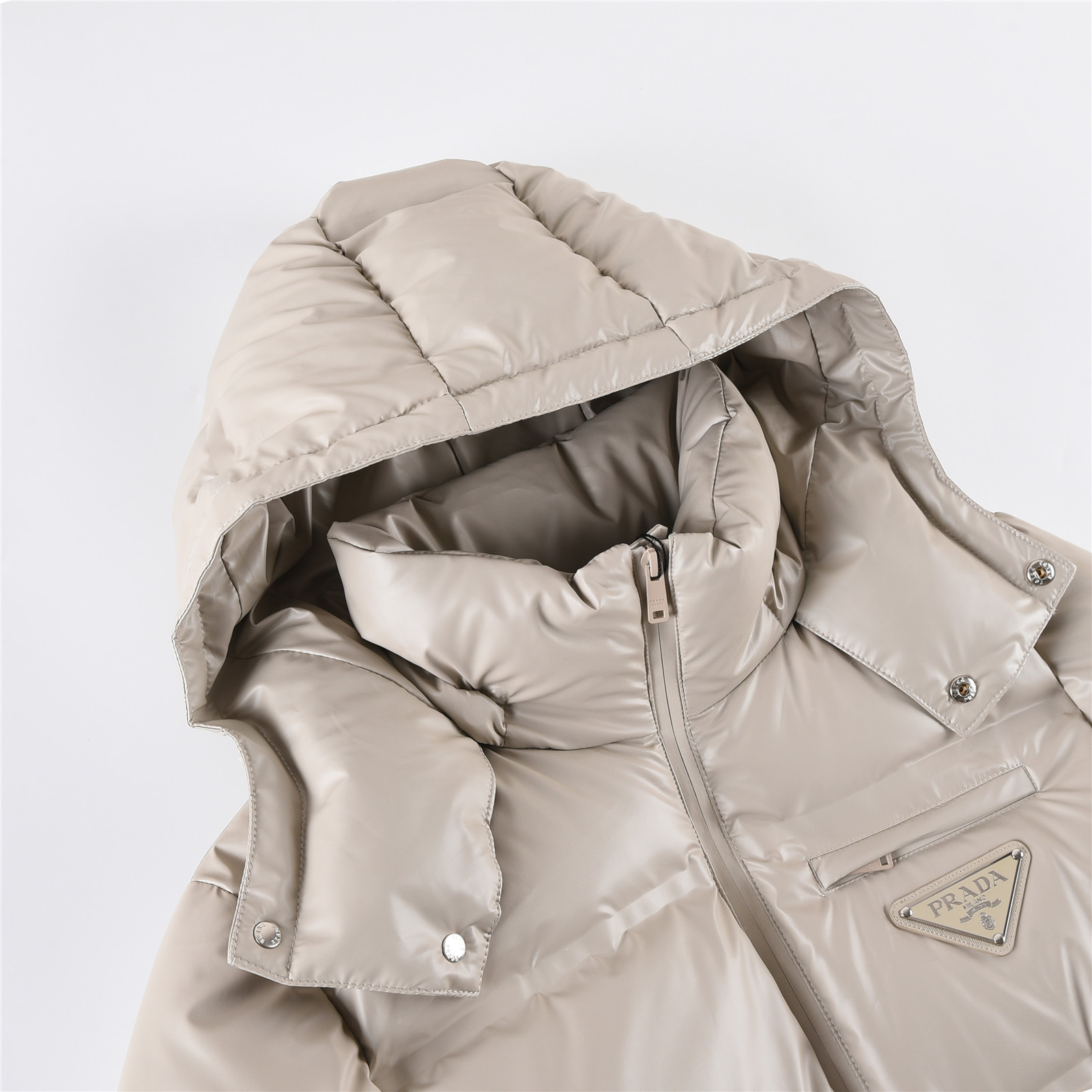 Prada Classic Zipper Hooded Down Jacket