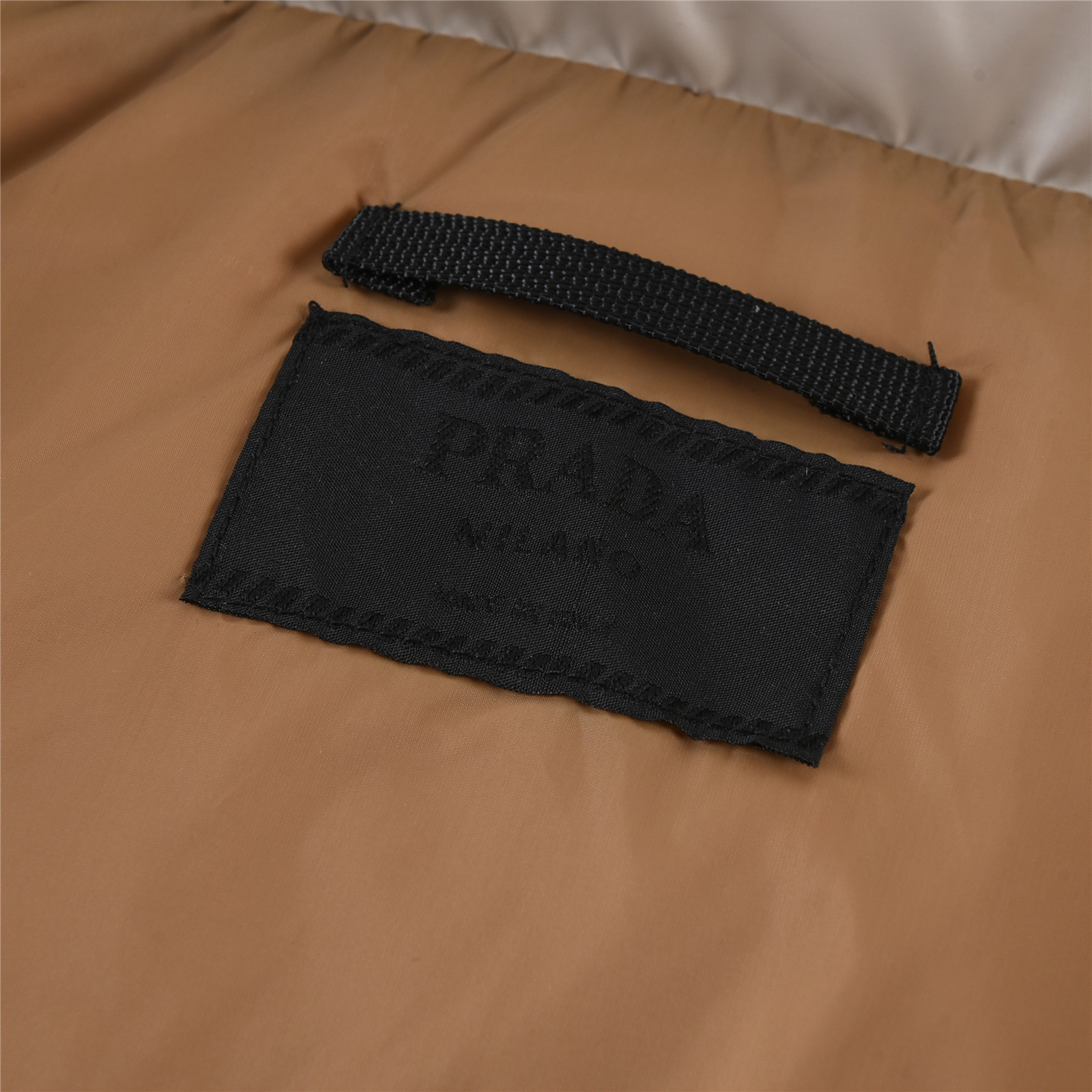 Prada Classic Zipper Hooded Down Jacket