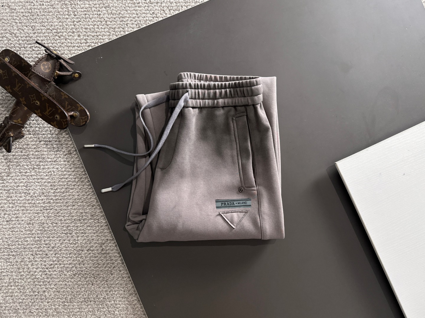 Prada 2025 Winter New Elastic Waist Casual Pants