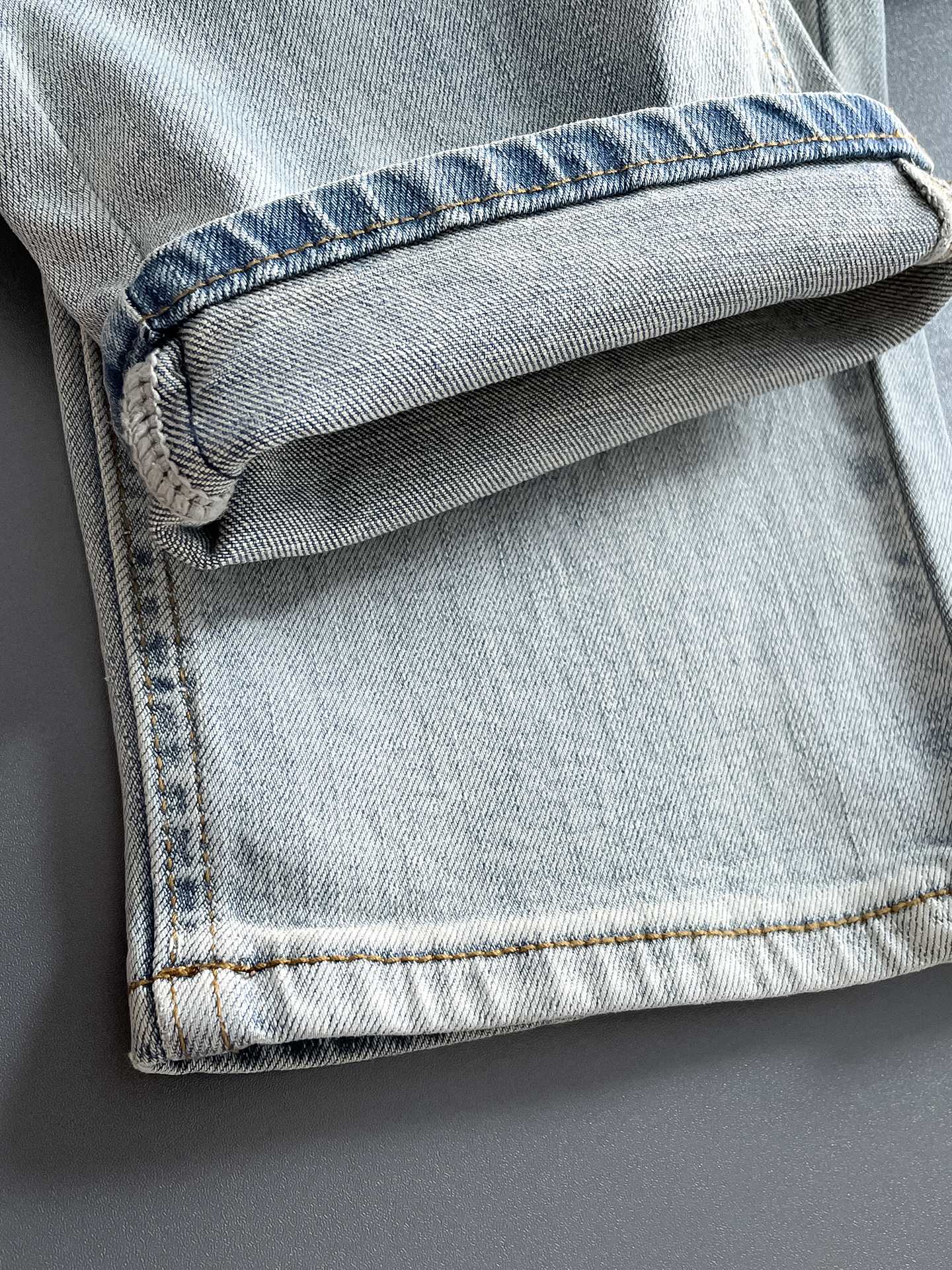 Prada 25SS Fall/Winter New Arrival Washed Denim Jeans