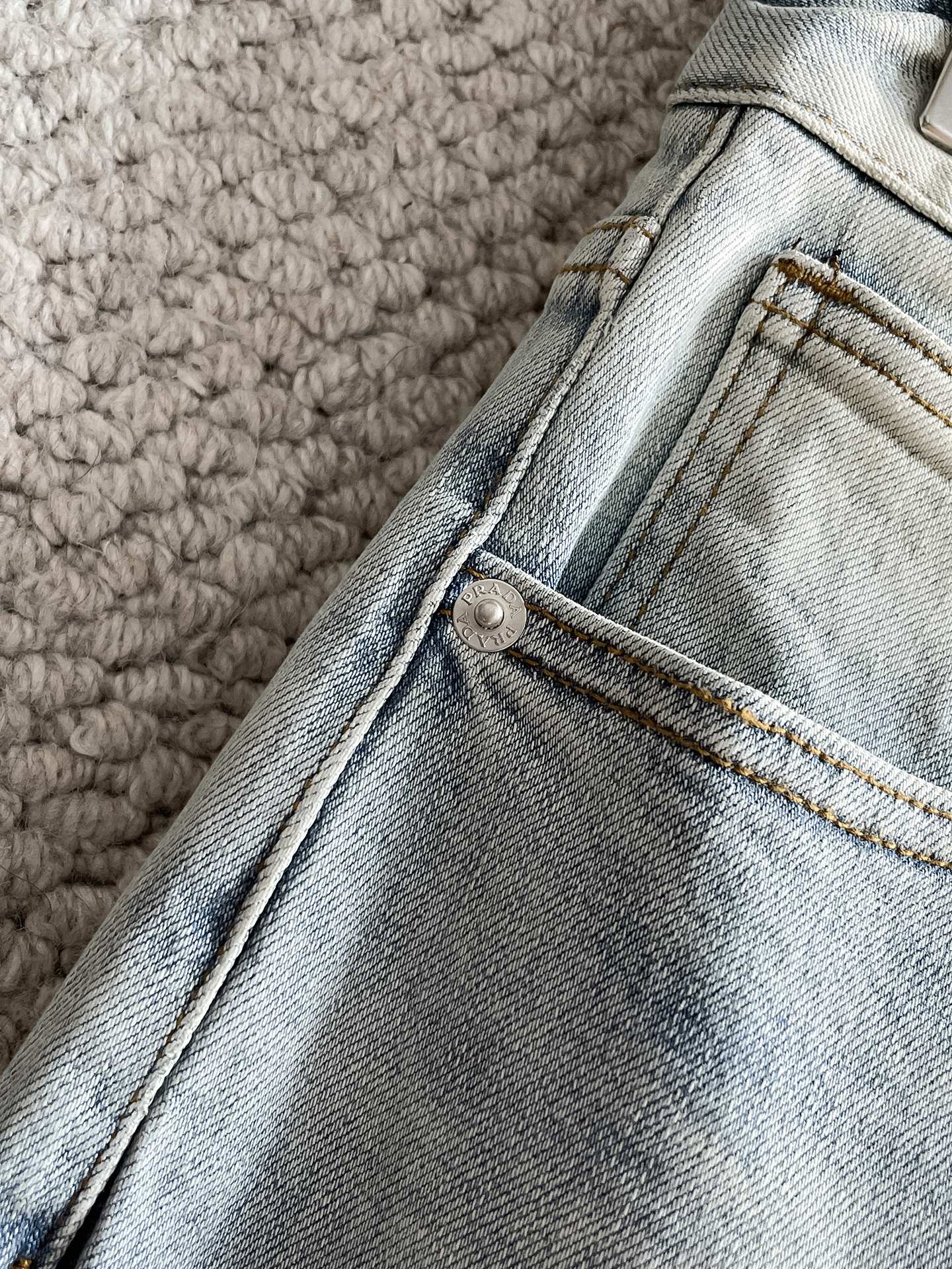 Prada 25SS Fall/Winter New Arrival Washed Denim Jeans